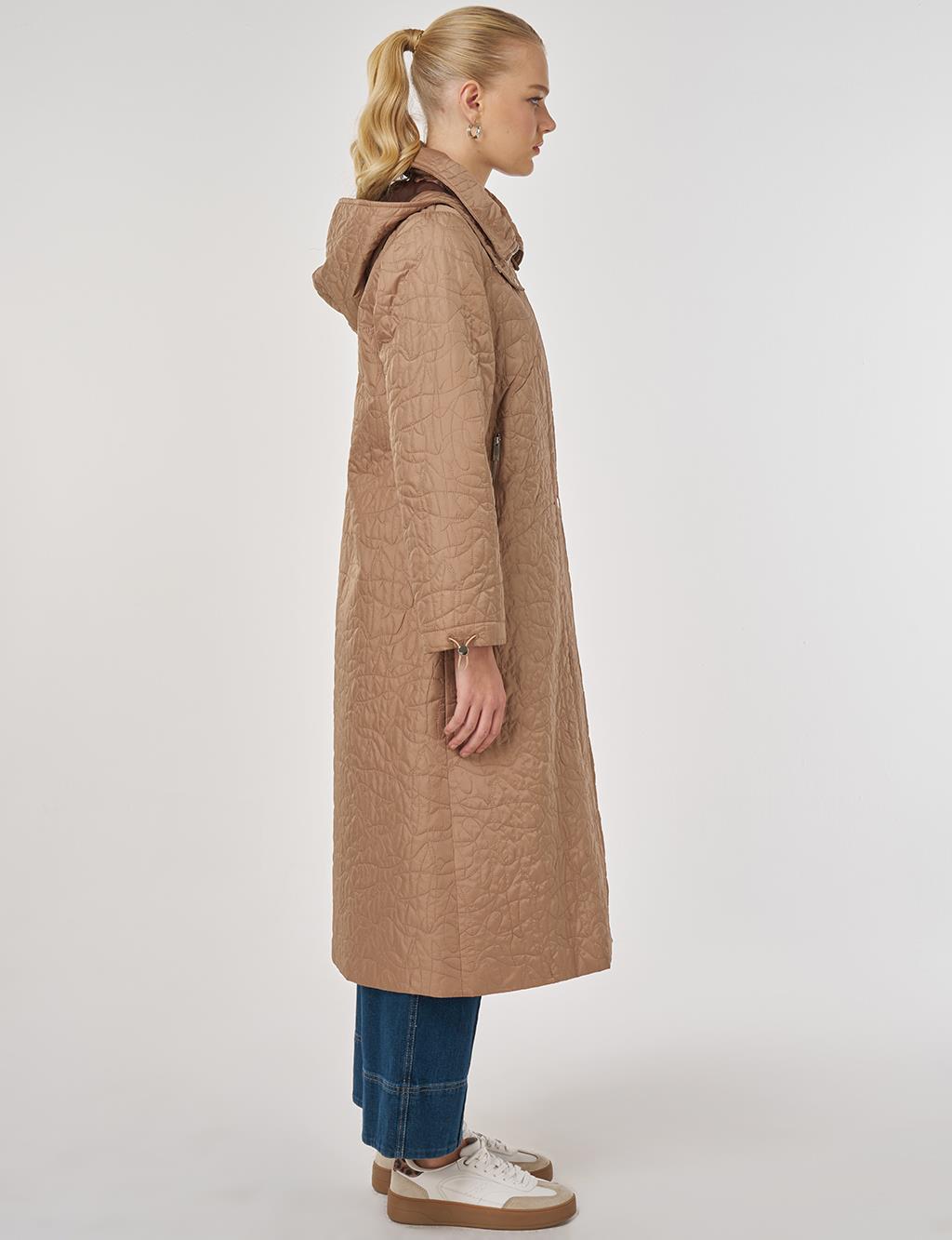 Wide-Collar Quilted Coat in Dark Mink