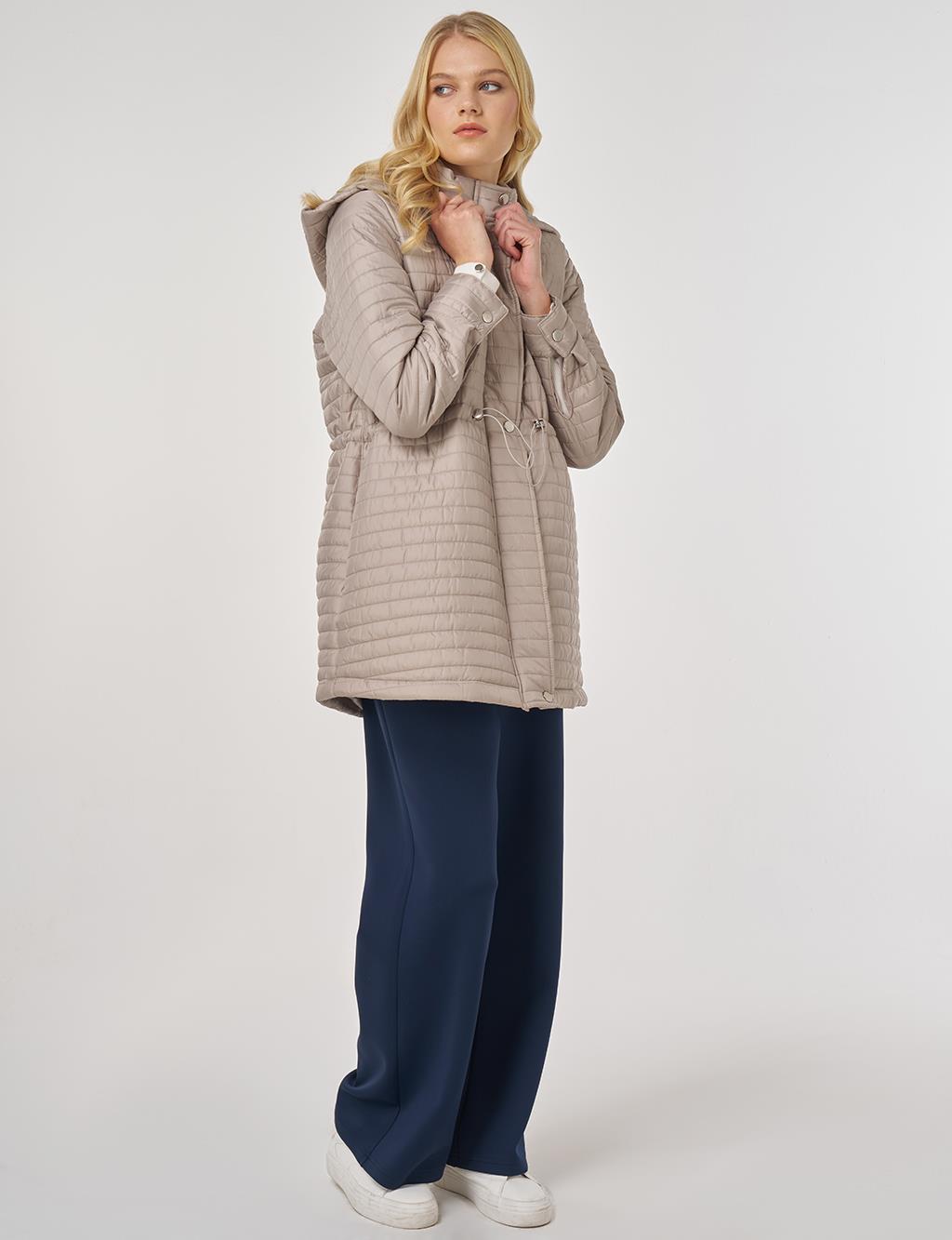 Kapüşonlu Kapitone Mont Kil