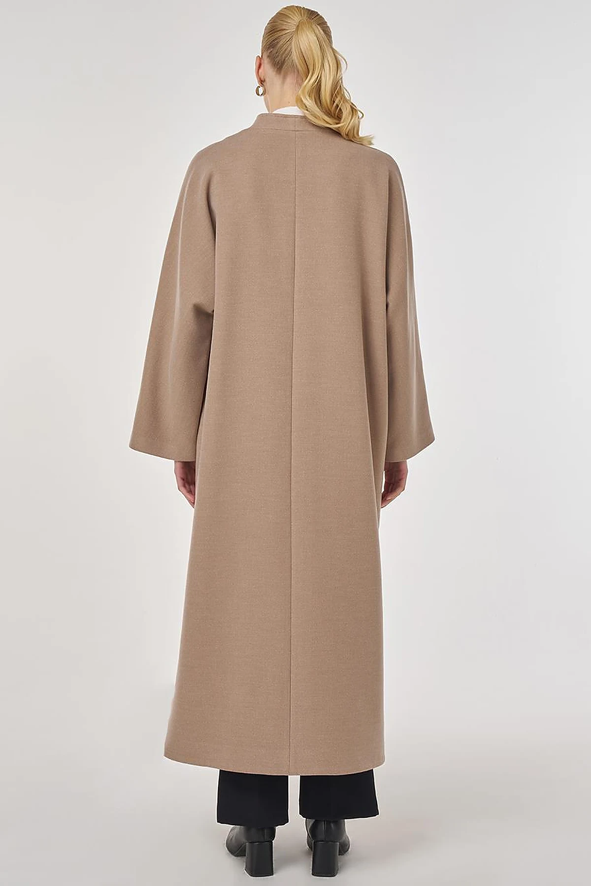 Embroidered Wool-Blend Coat in Mink