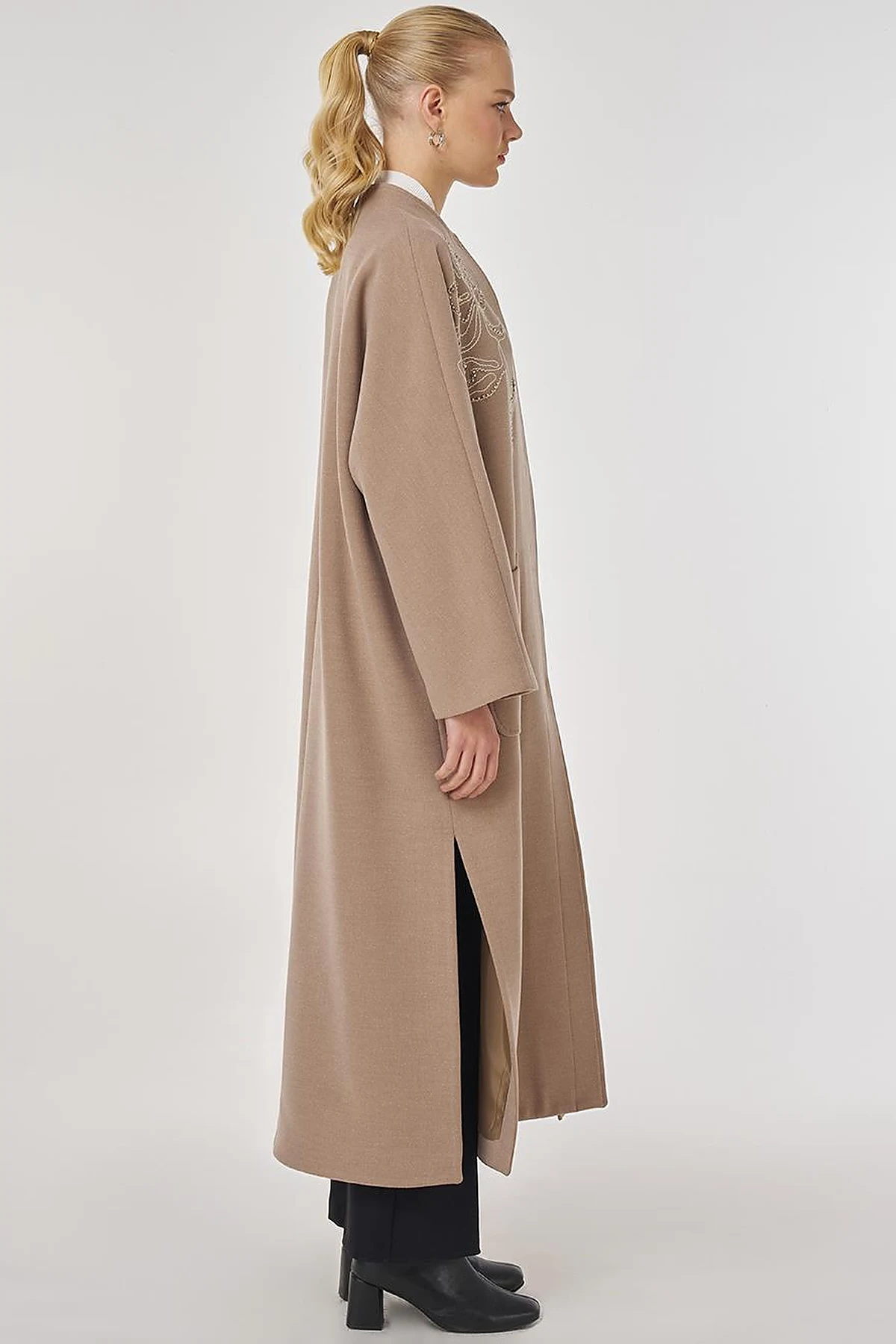 Embroidered Wool-Blend Coat in Mink