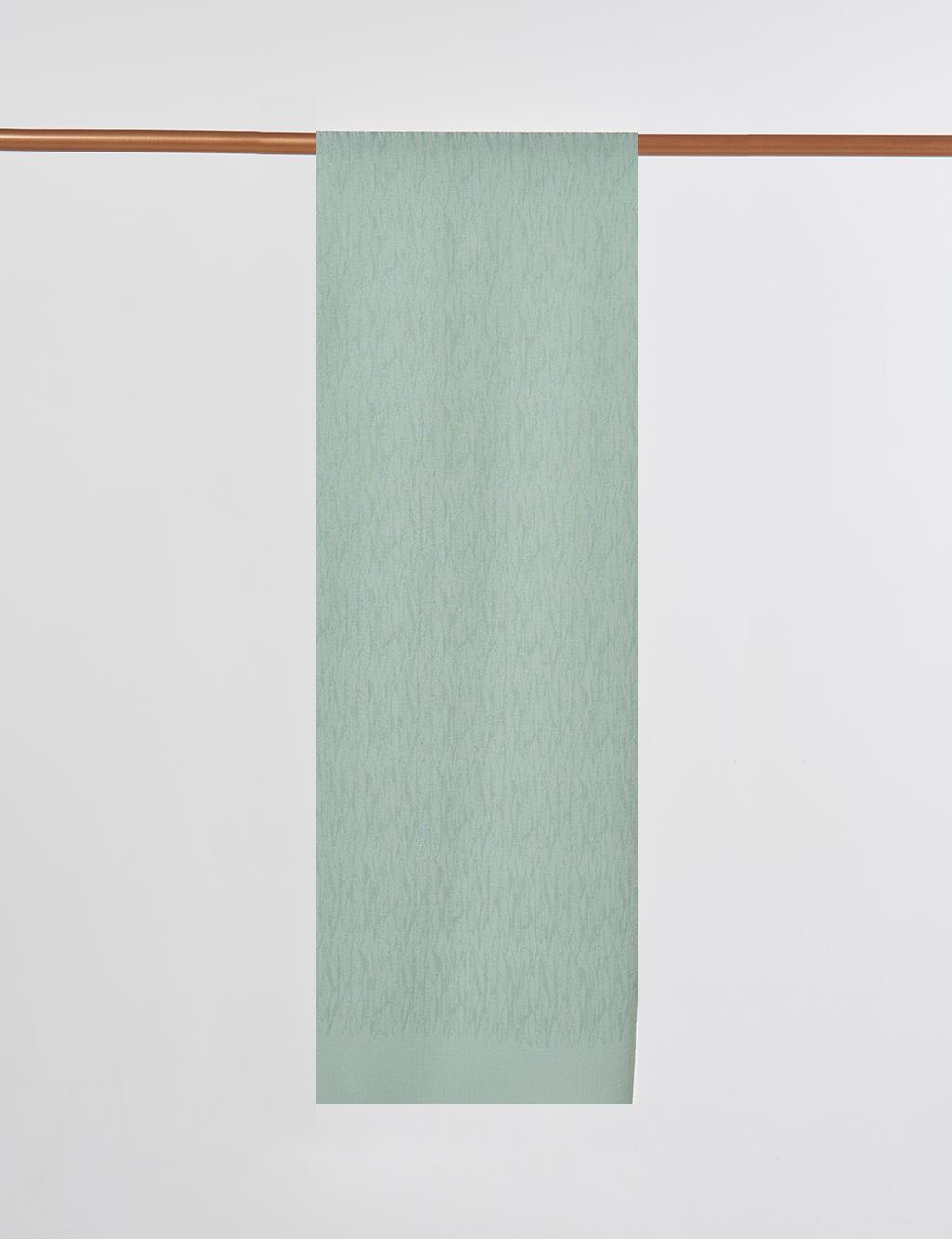 Patterned Floss Shawl in Mint