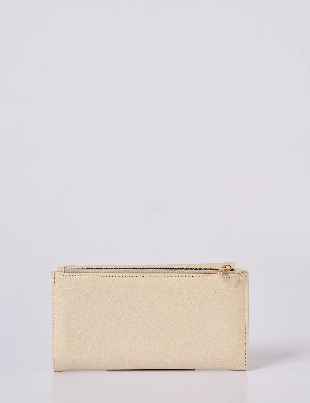 Magnetic Wallet in Cream