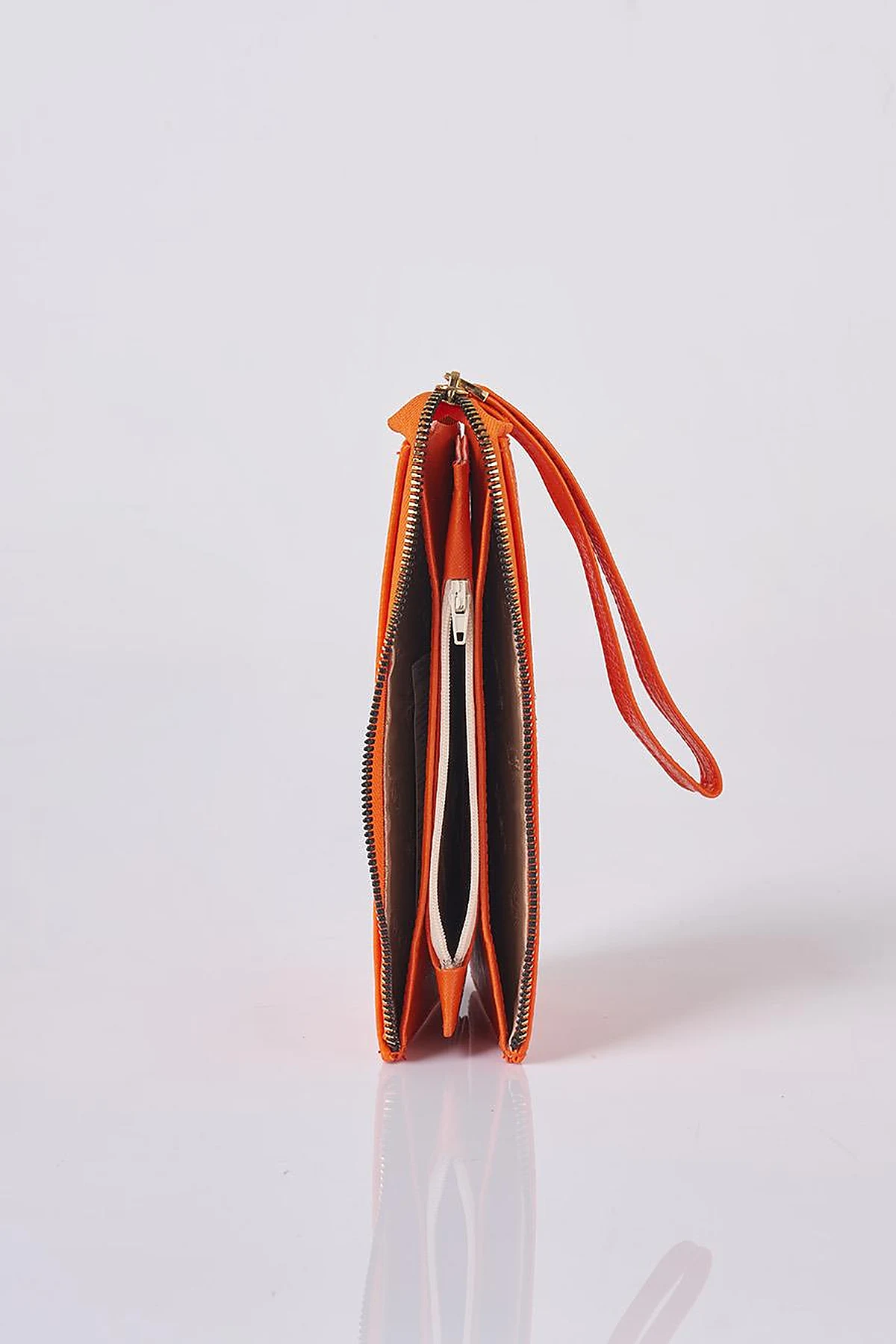 Logo Wallet in Orange