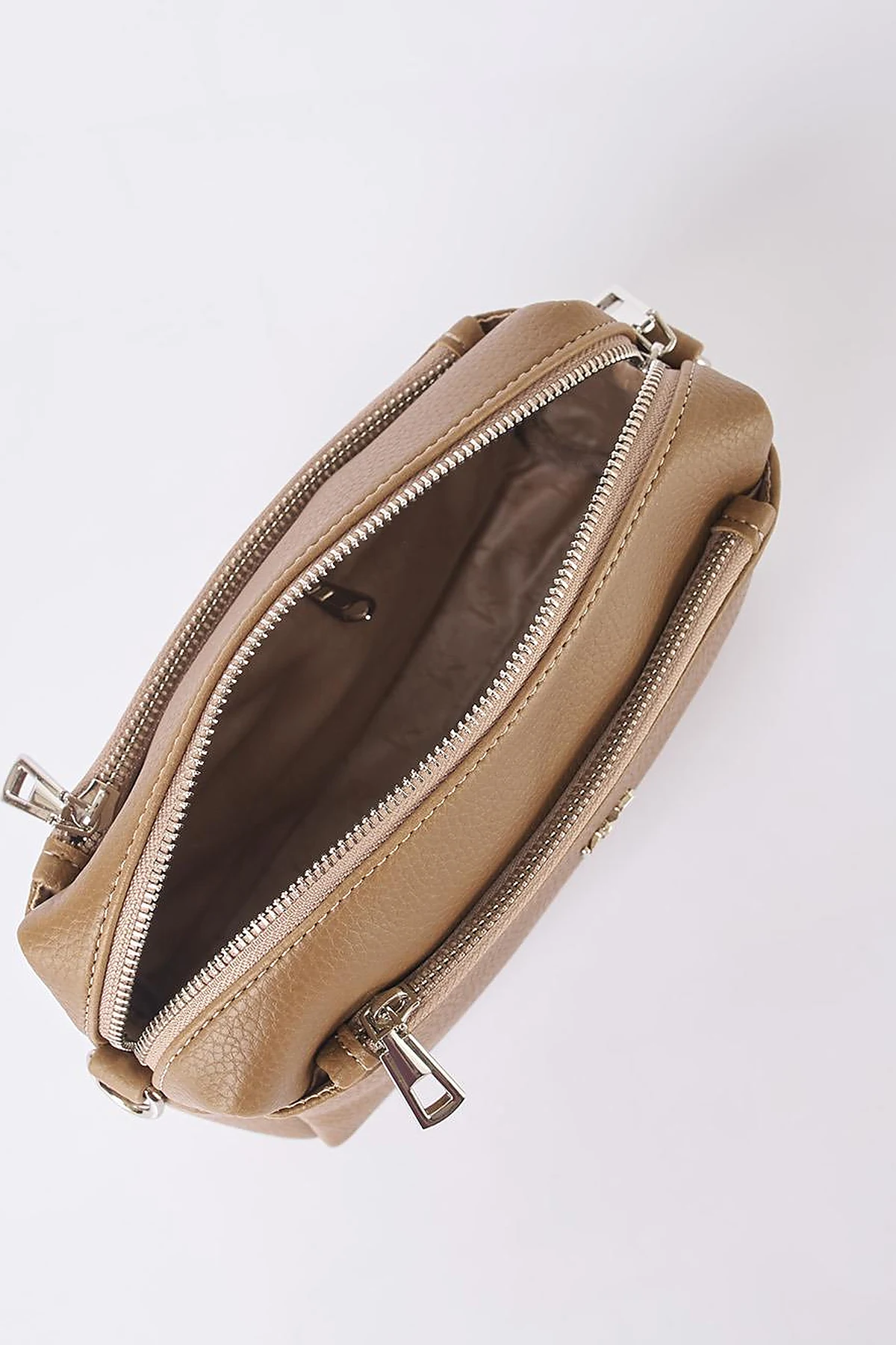 Logo Shoulder Bag in Mink