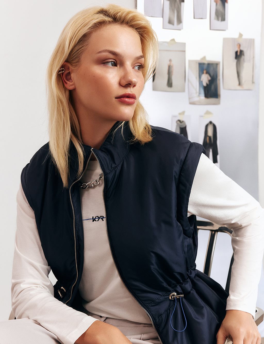 Çıkarılabilir Kol Detaylı Kısa Mont Koyu Lacivert