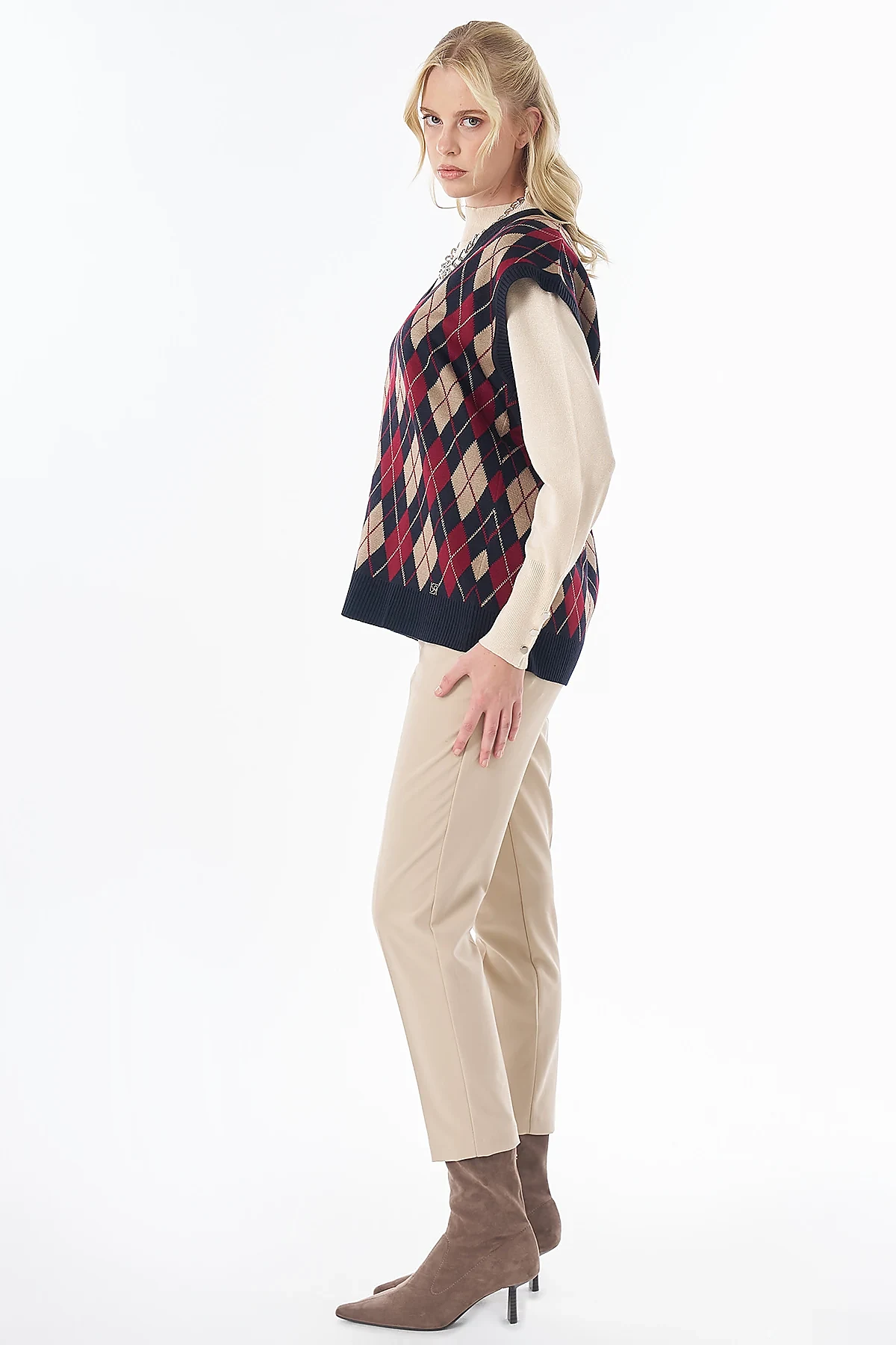 Diamond Pattern Knit Vest Dark Navy
