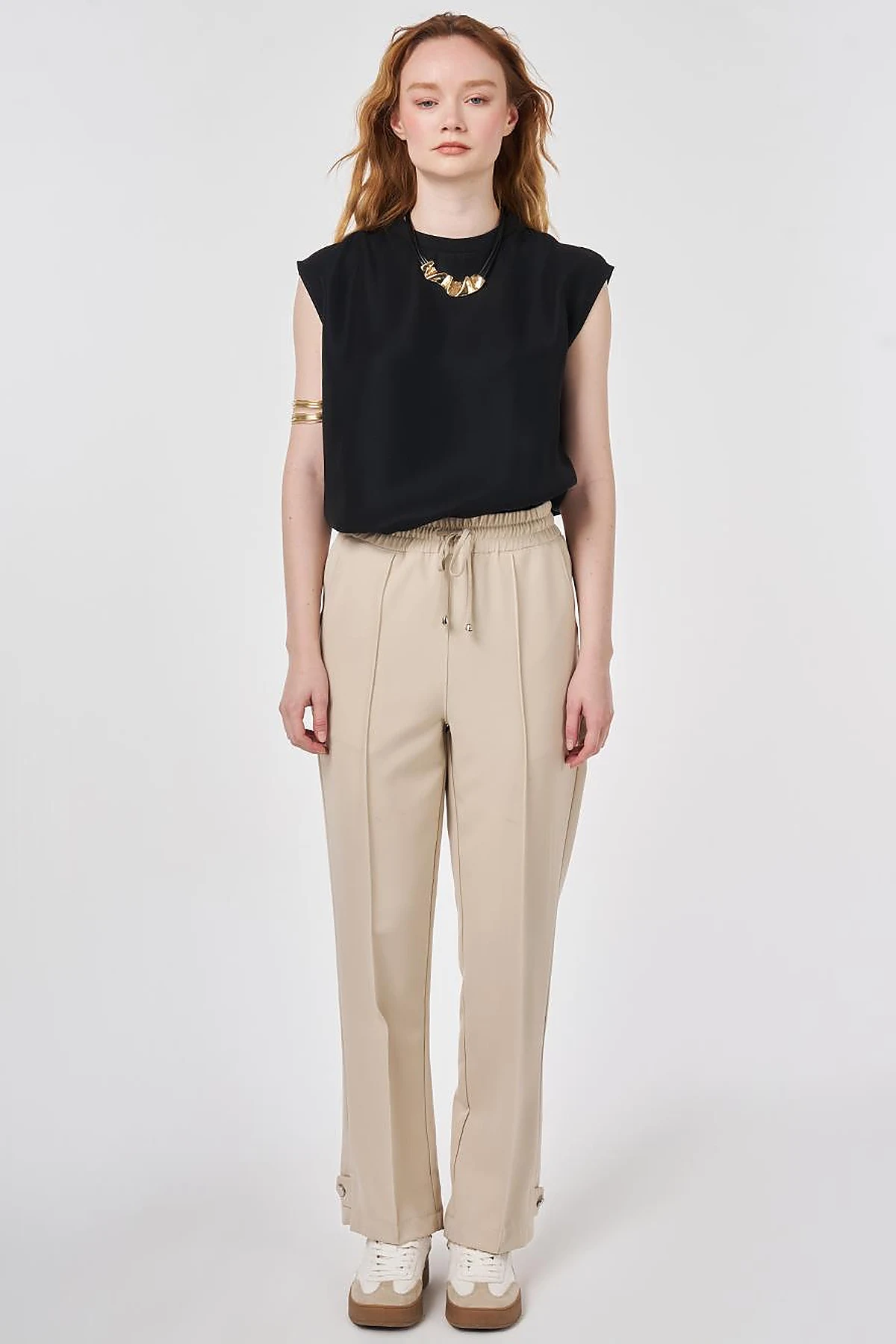 Cutting Stitch Relaxed Fit Trousers Stone