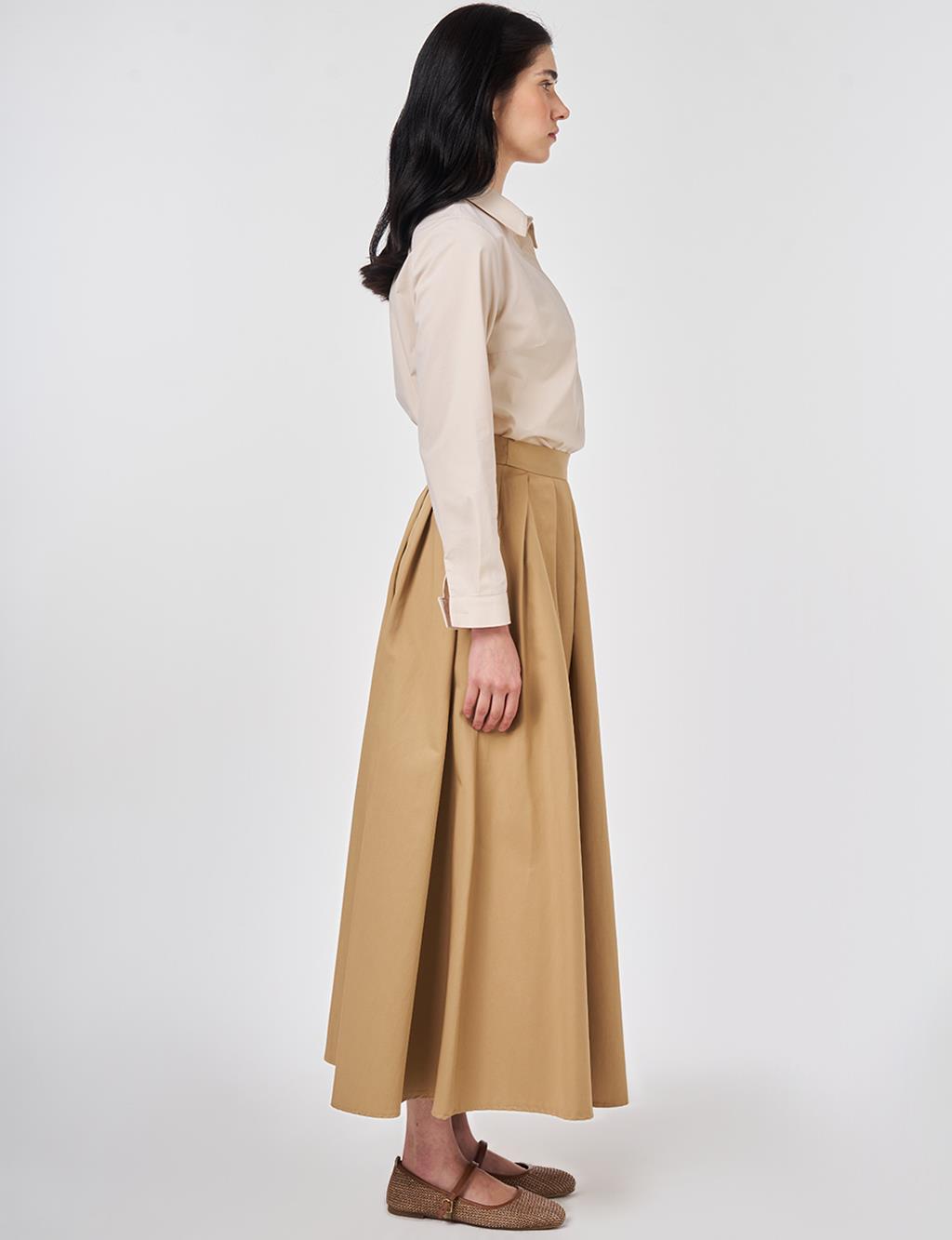 Thick Pleated Skirt Beige