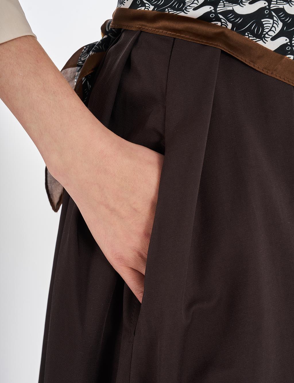 Thick Pleated Skirt Dark Brown