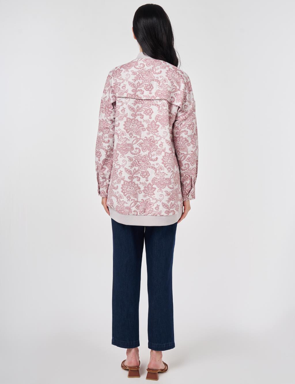 İşleme Detaylı Jakarlı Ceket Yakut