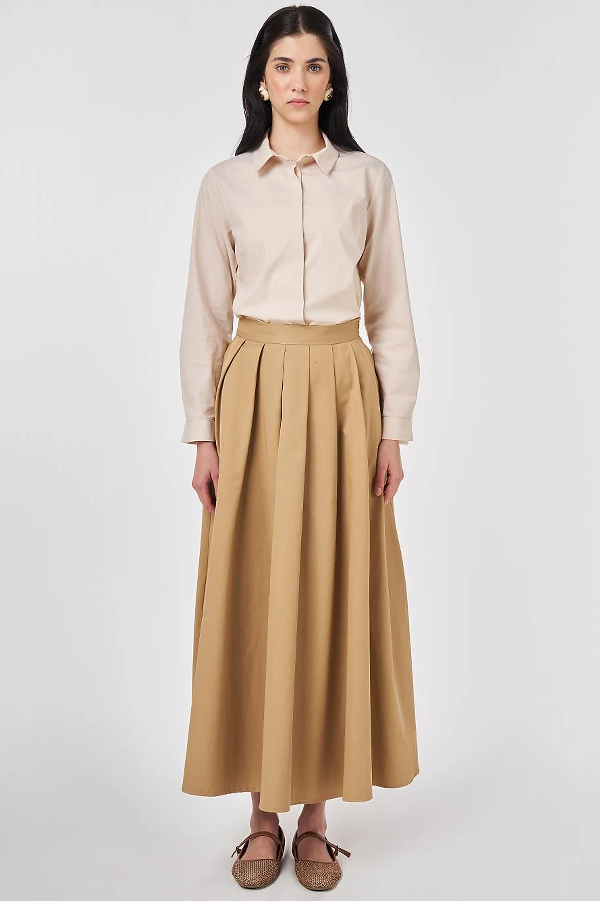 Thick Pleated Skirt Beige