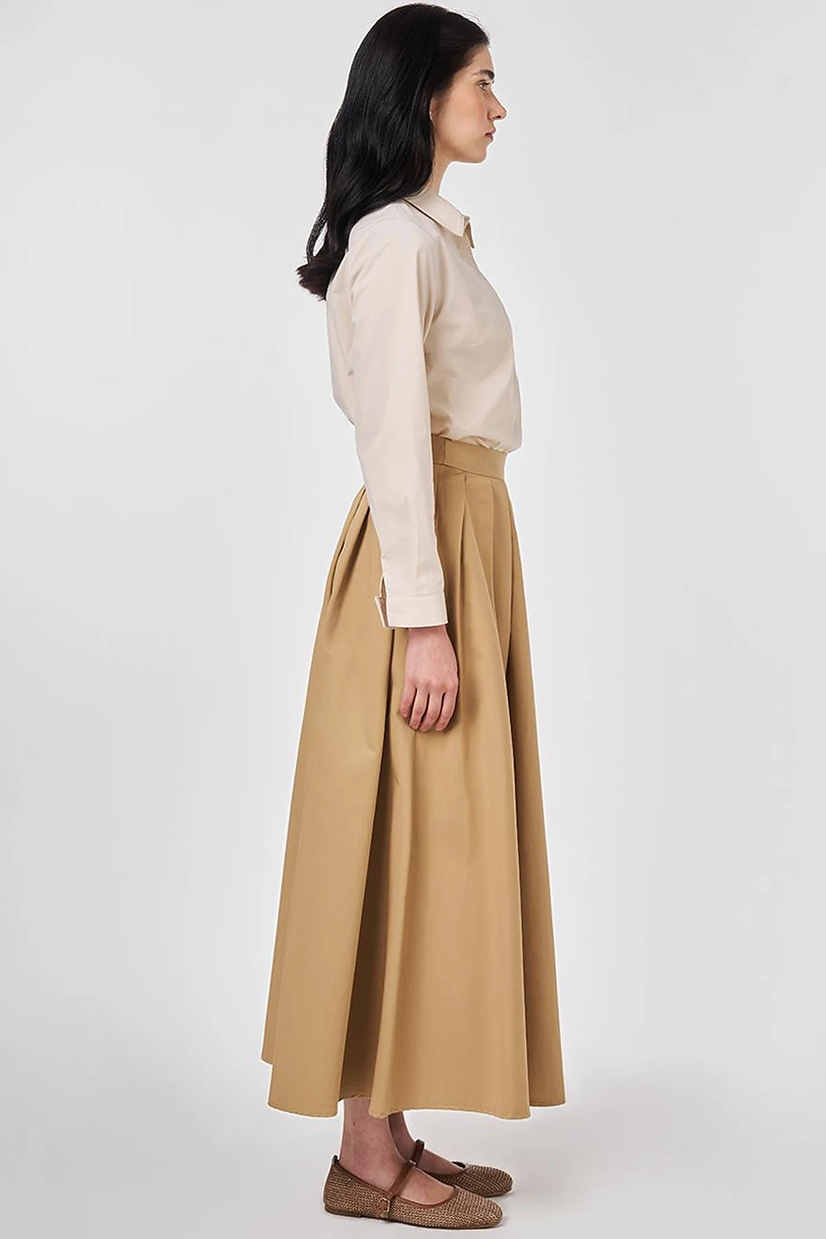 Thick Pleated Skirt Beige