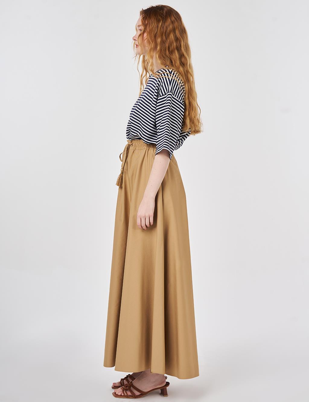 Püsküllü Evaze Etek Bej