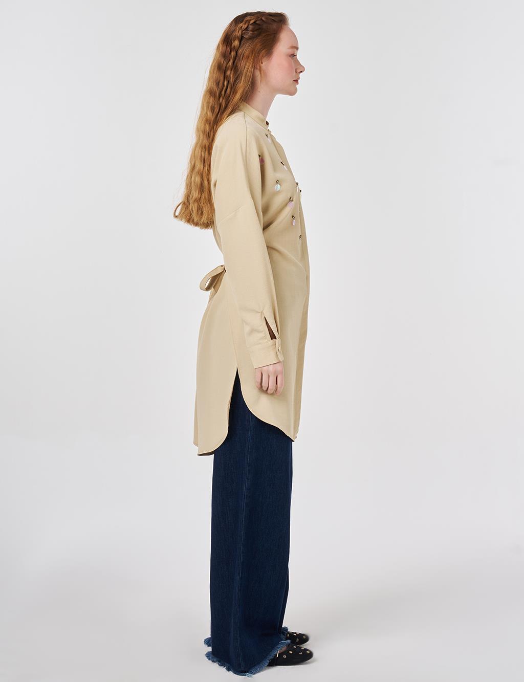 Pul Detaylı Hakim Yaka Tunik Açık Sarı