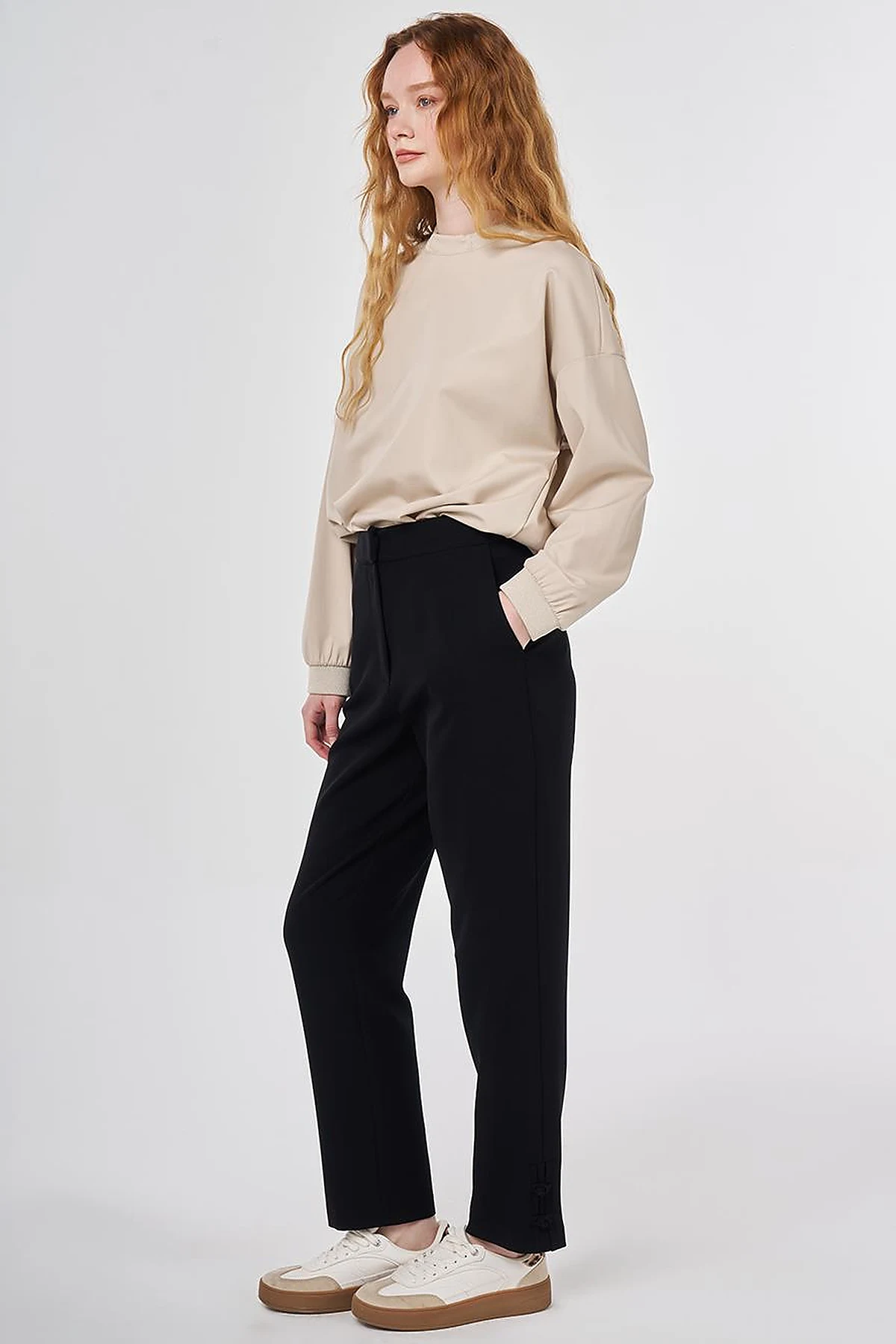 Knot Button Straight Leg Trousers Black