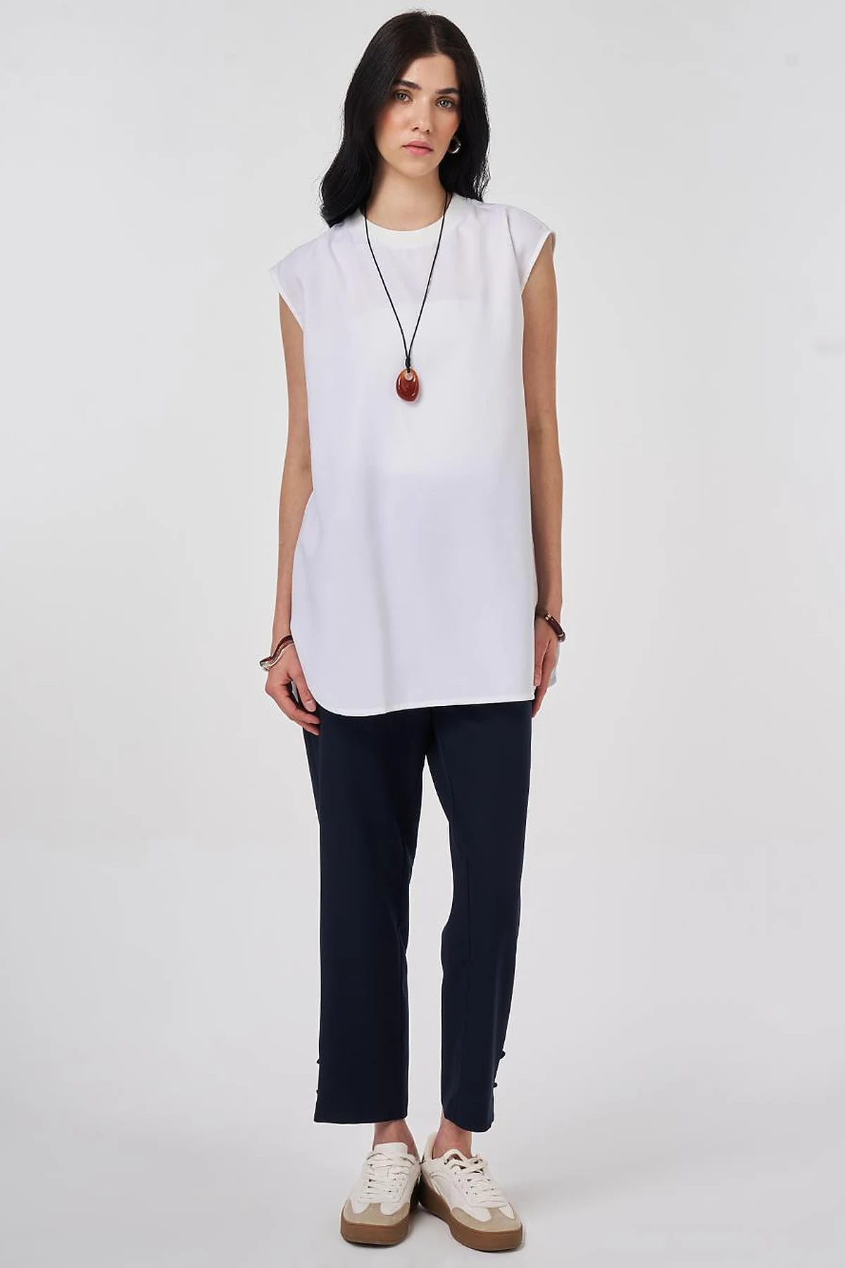 Kolsuz T-shirt Optik Beyaz