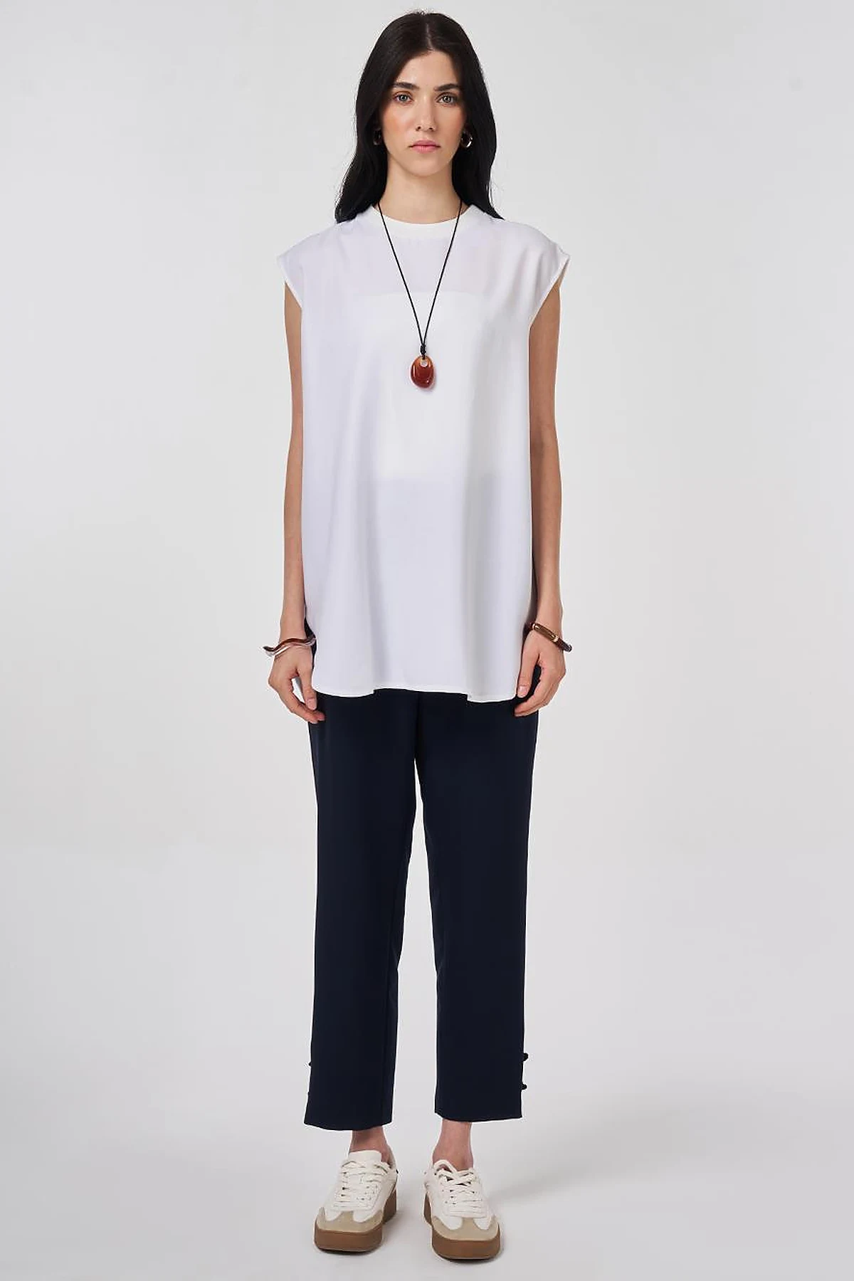 Kolsuz T-shirt Optik Beyaz