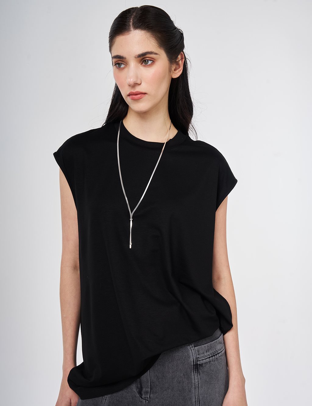 Cream Crew Neck T-shirt Black