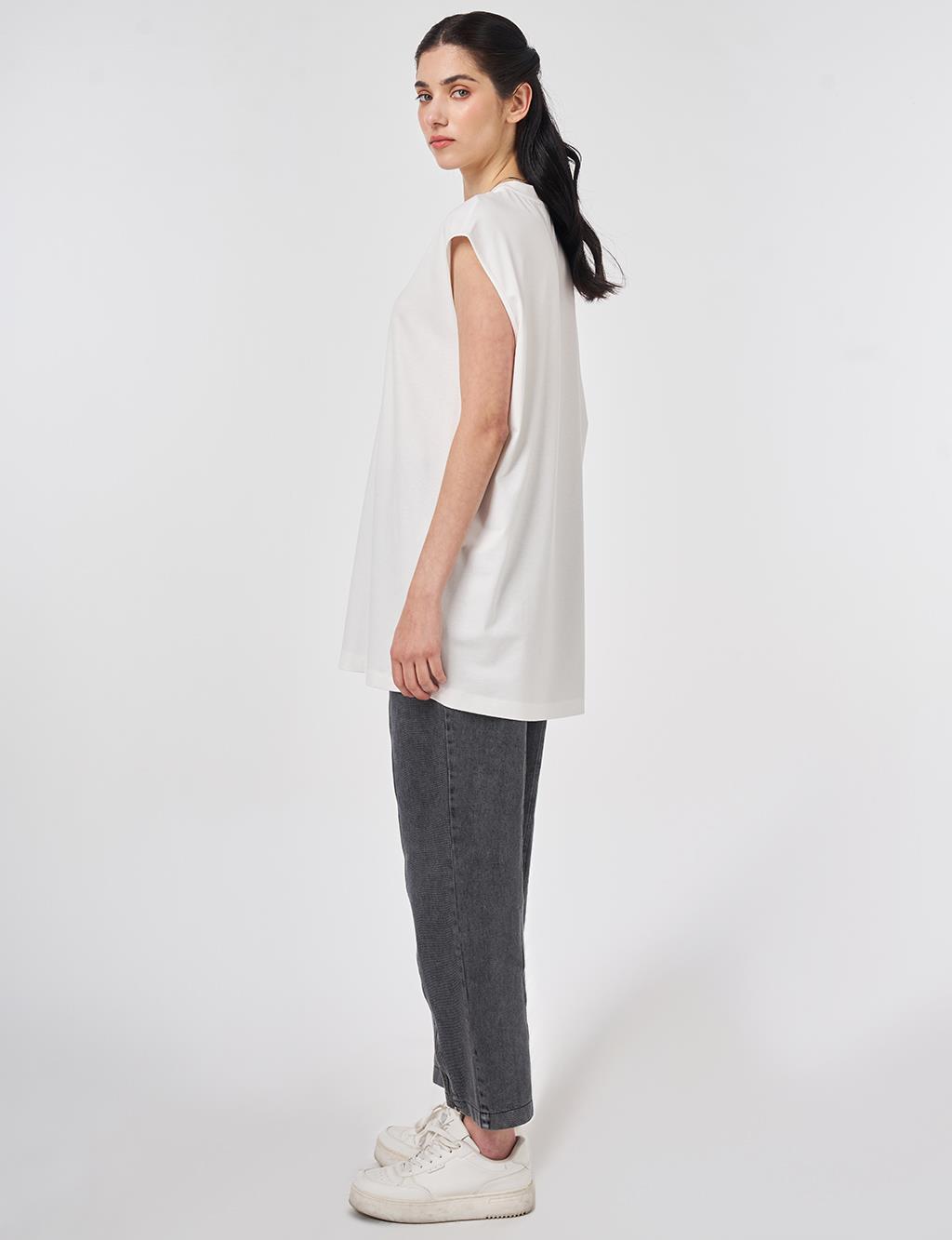 Sleeveless Knitted Blouse Ecru