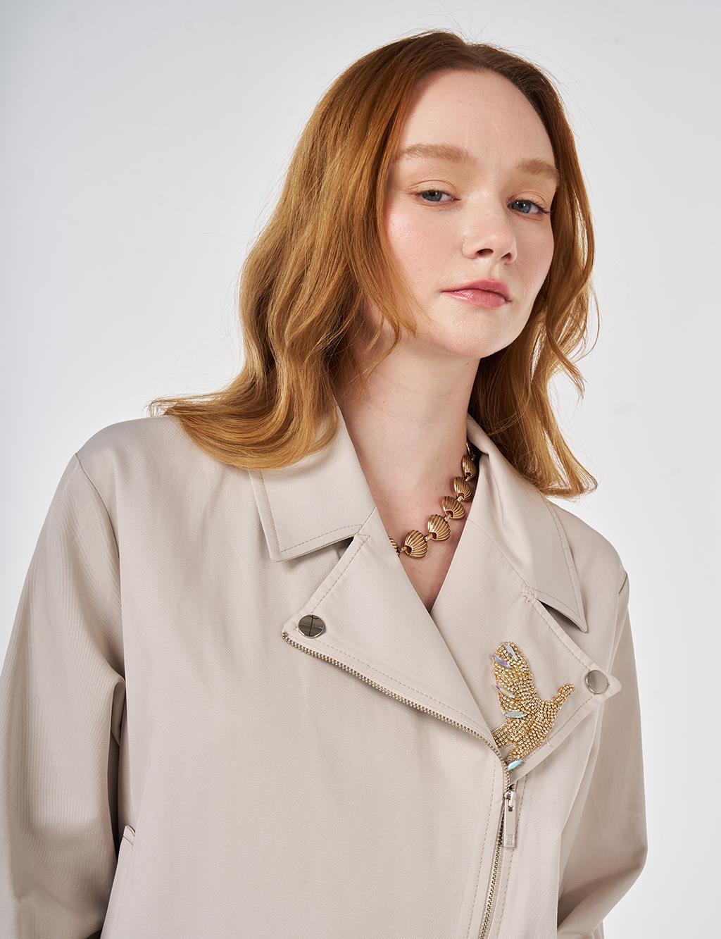 İşleme Detaylı Etekli Takım Taş