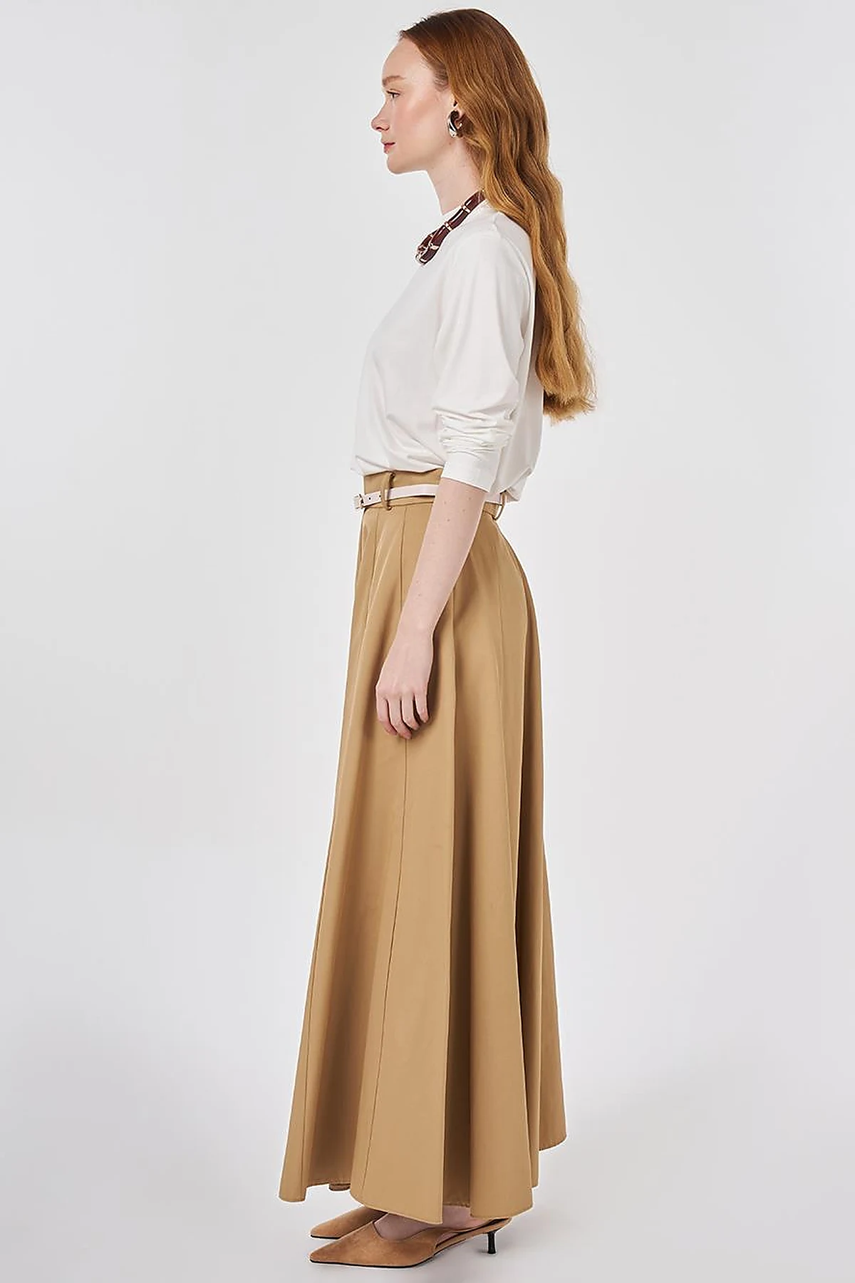 High-Waisted Skirt with Belt Detail Beige