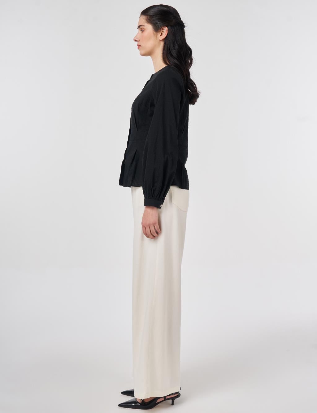 %100 Pamuklu Pile Detaylı Bluz Siyah