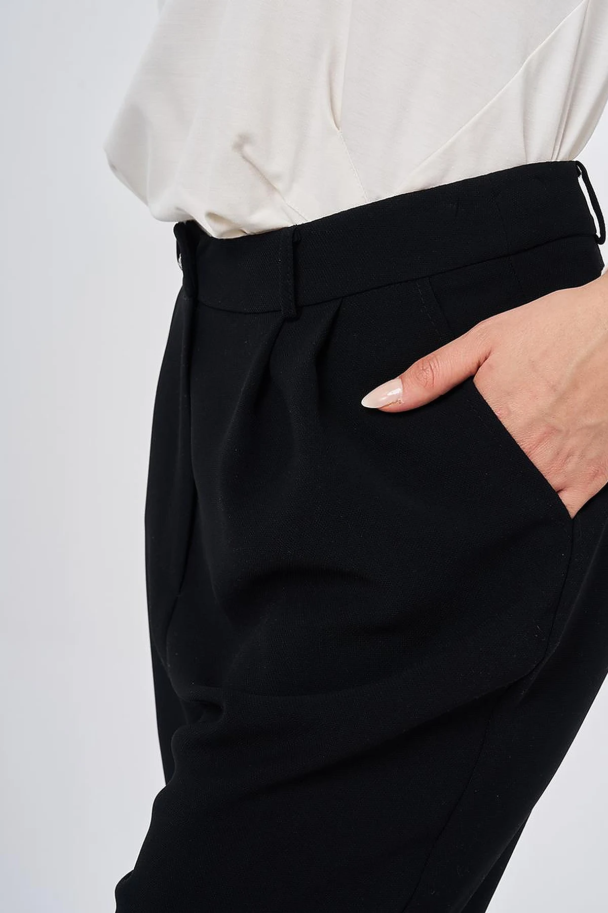 Double Pleated Crepe Trousers Black