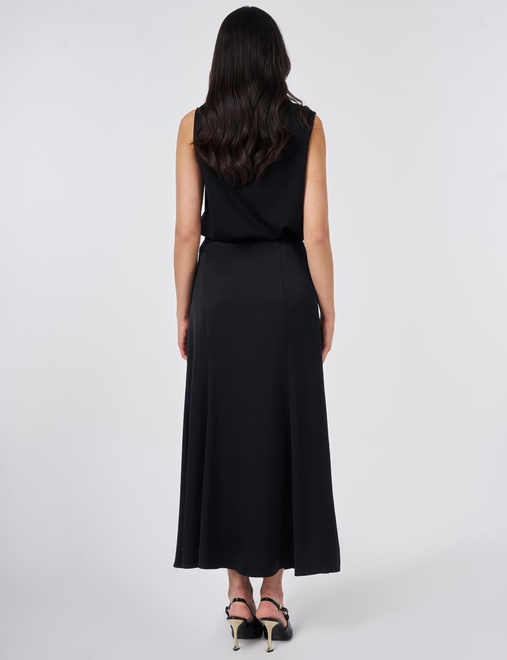 High-Waisted Satin A-Line Skirt Black