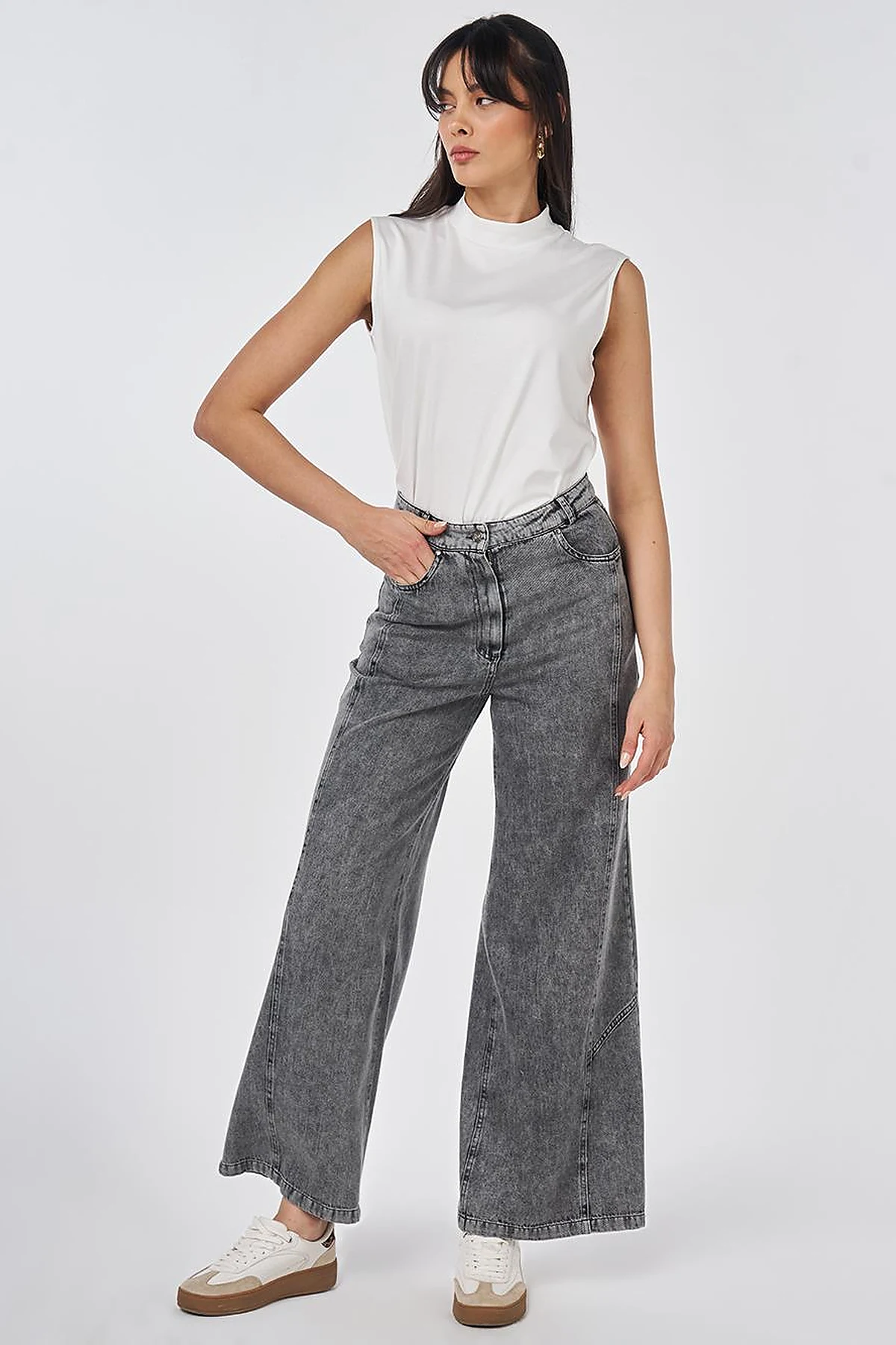 Washed Stitch-Detail Denim Pants Gray 