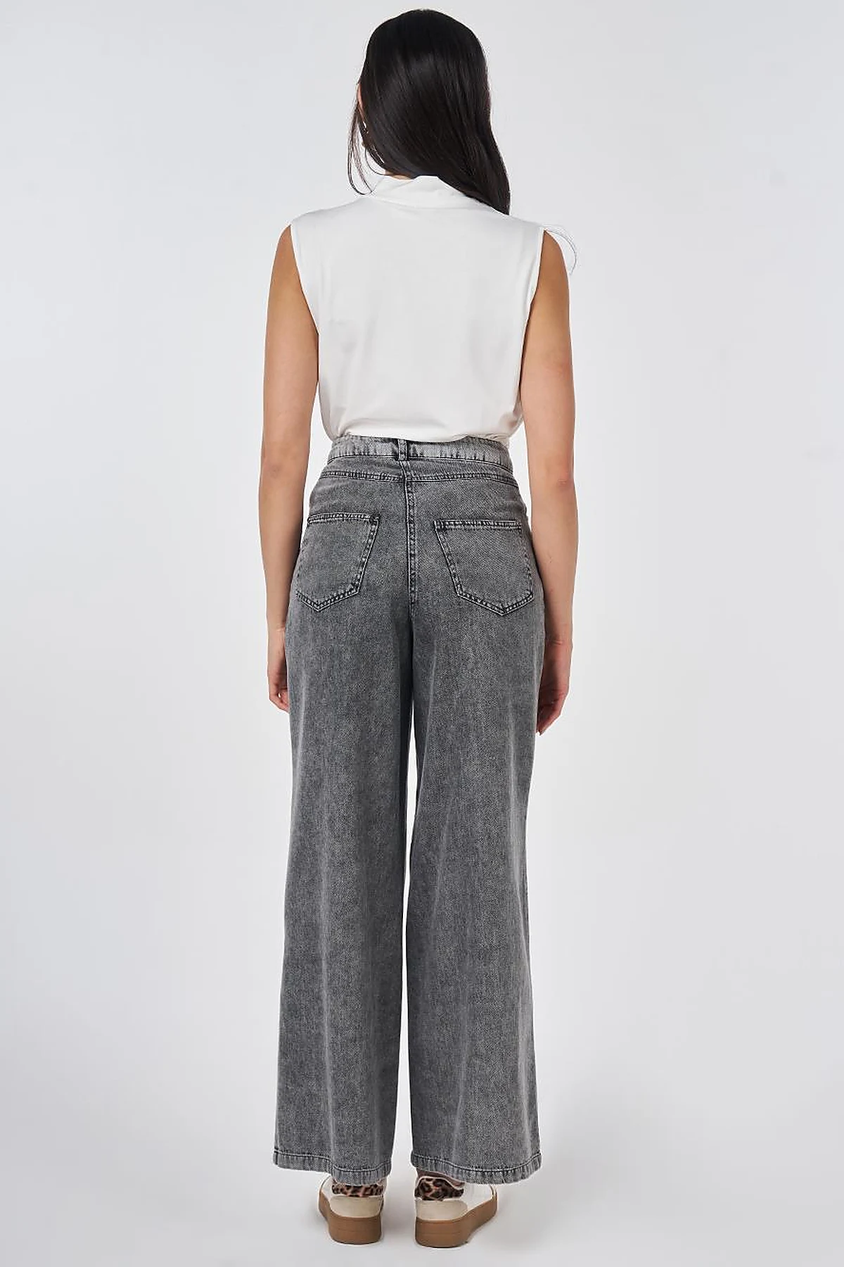 Washed Stitch-Detail Denim Pants Gray 