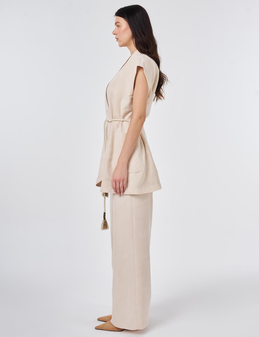 Modal Vest Set with Drawstring Belt Cream