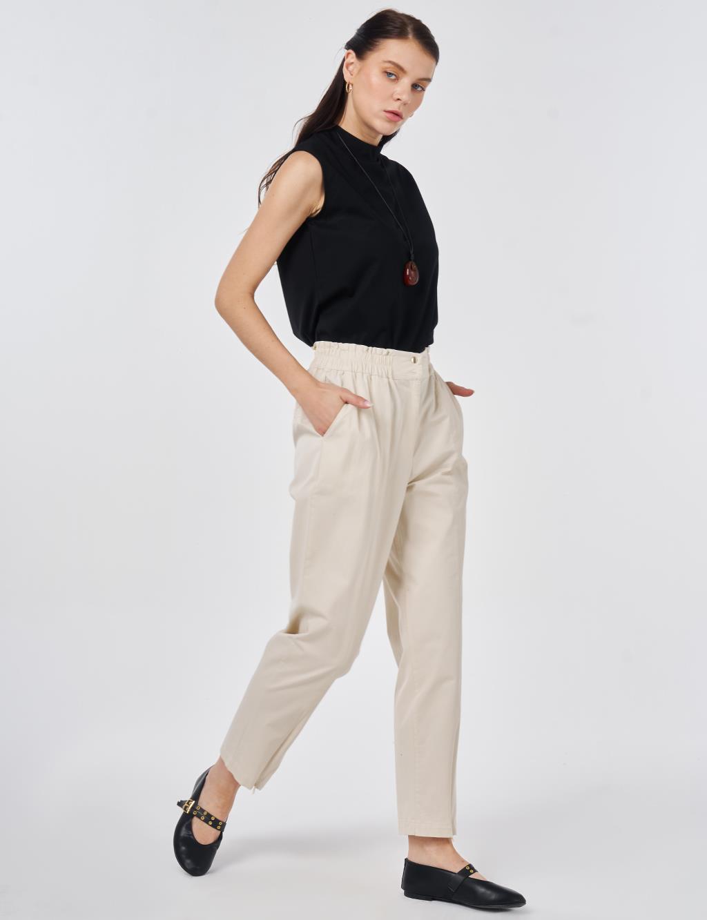 Zippered Hem Carrot Pants Cream