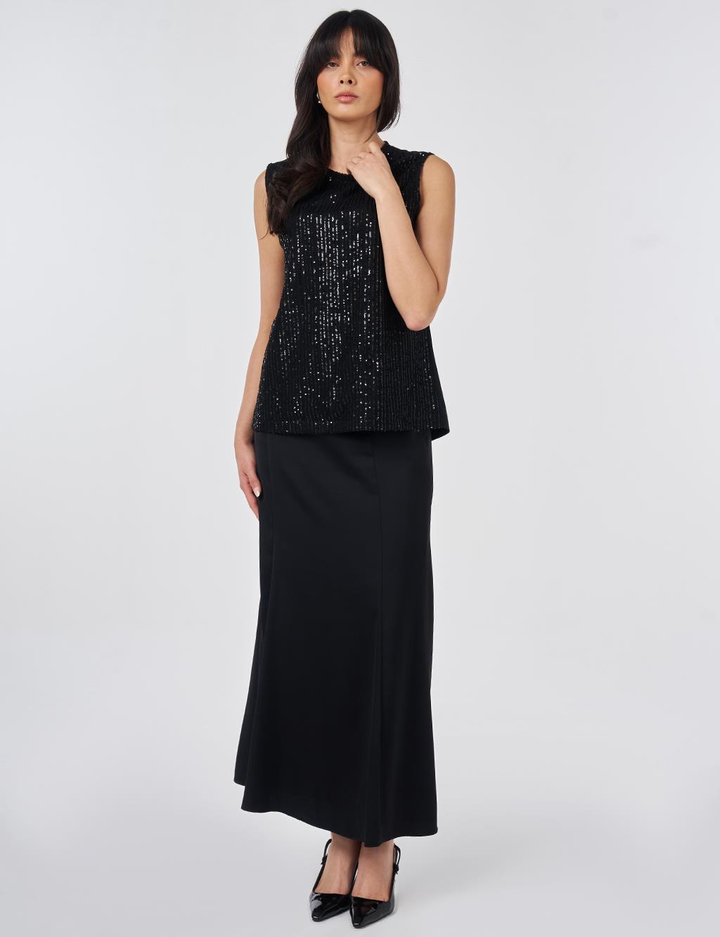 Cream Crew Neck Sequin Blouse Black