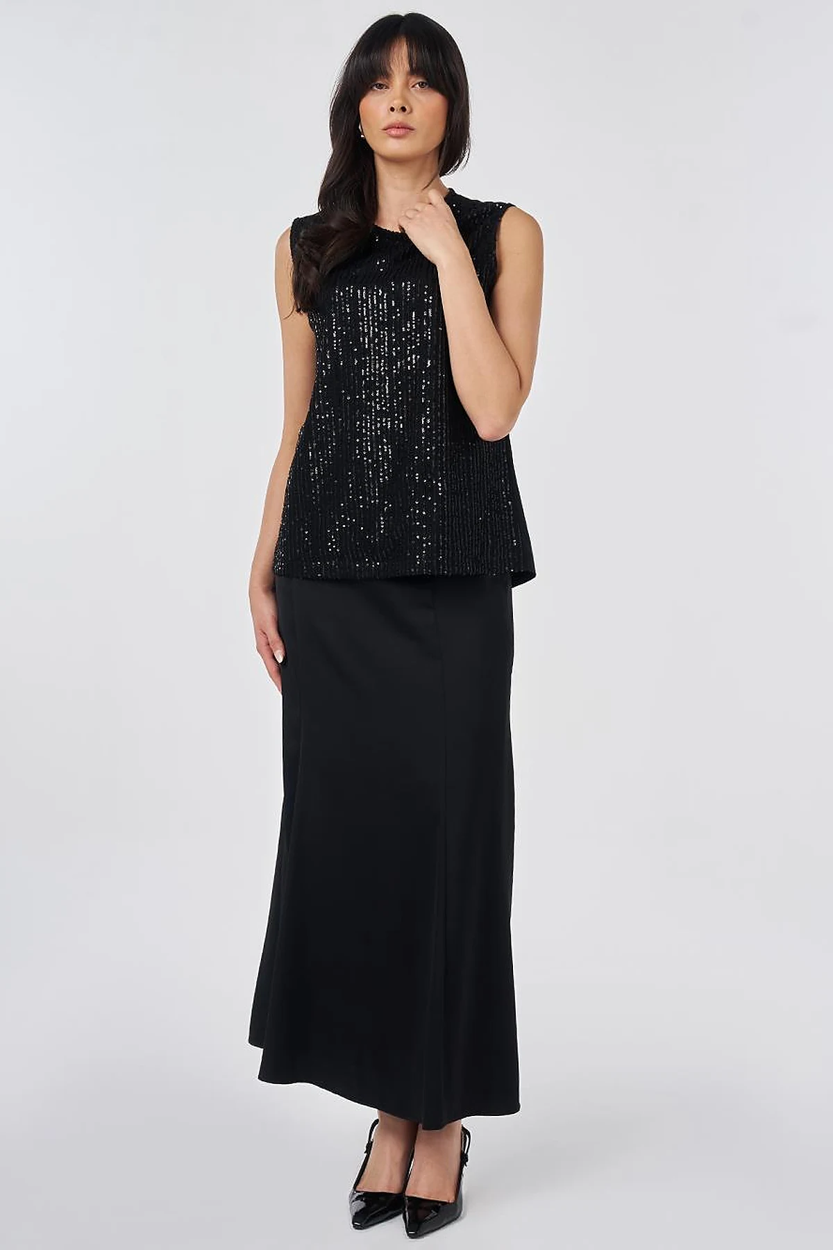 Cream Crew Neck Sequin Blouse Black