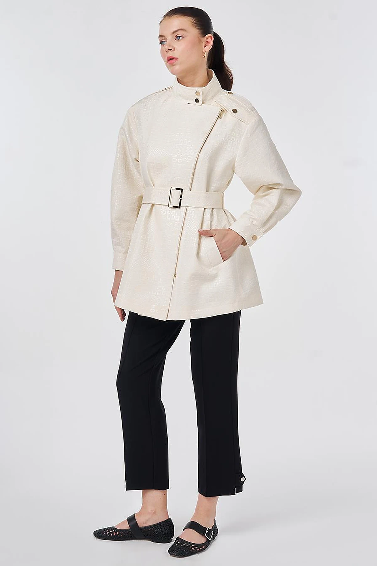 Buckle Detail Jacquard Jacket Cream