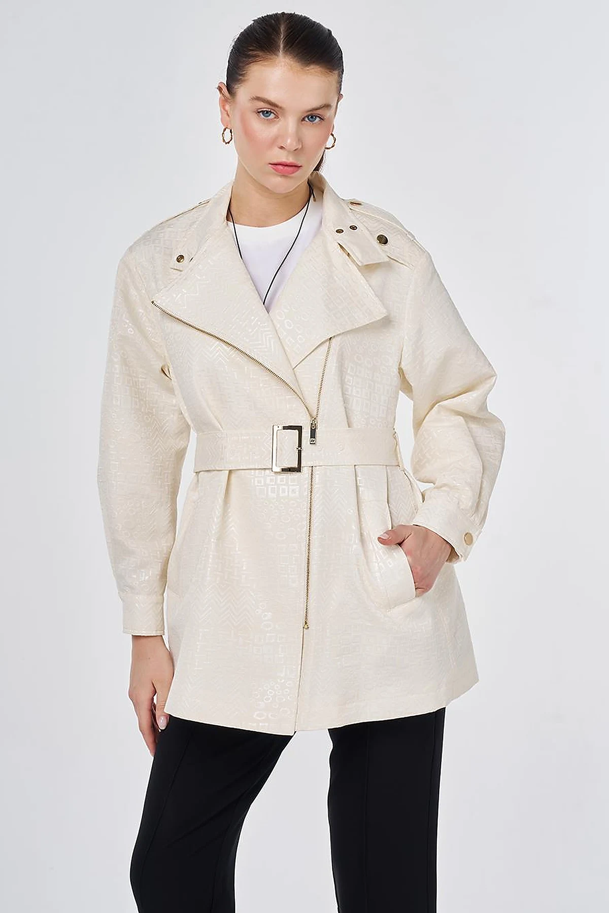 Buckle Detail Jacquard Jacket Cream