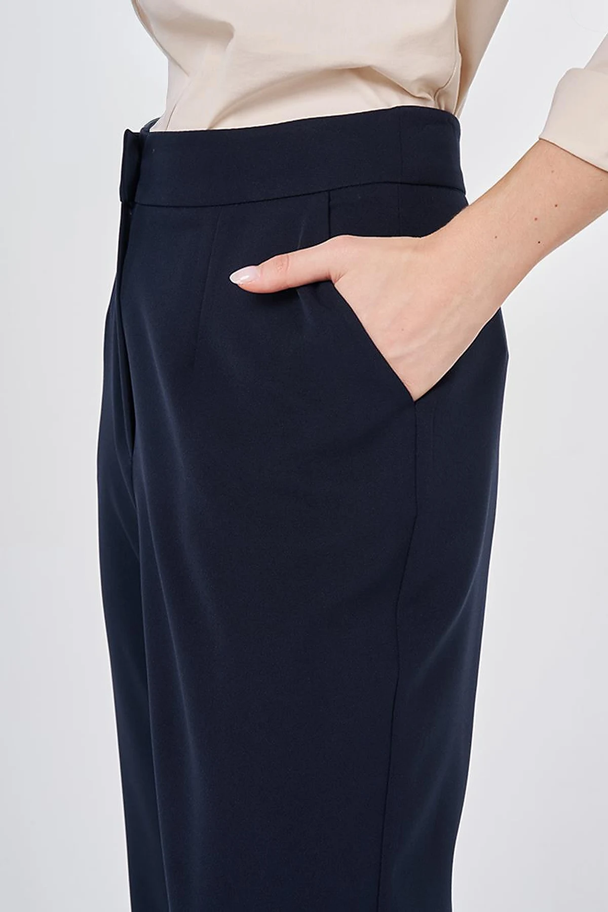 Pleat-Detail Fabric Pants Dark Navy