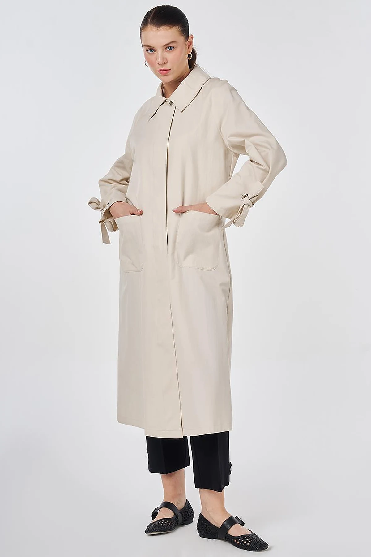 Grosgrain-Detail Raglan Sleeve Trench Coat Cream