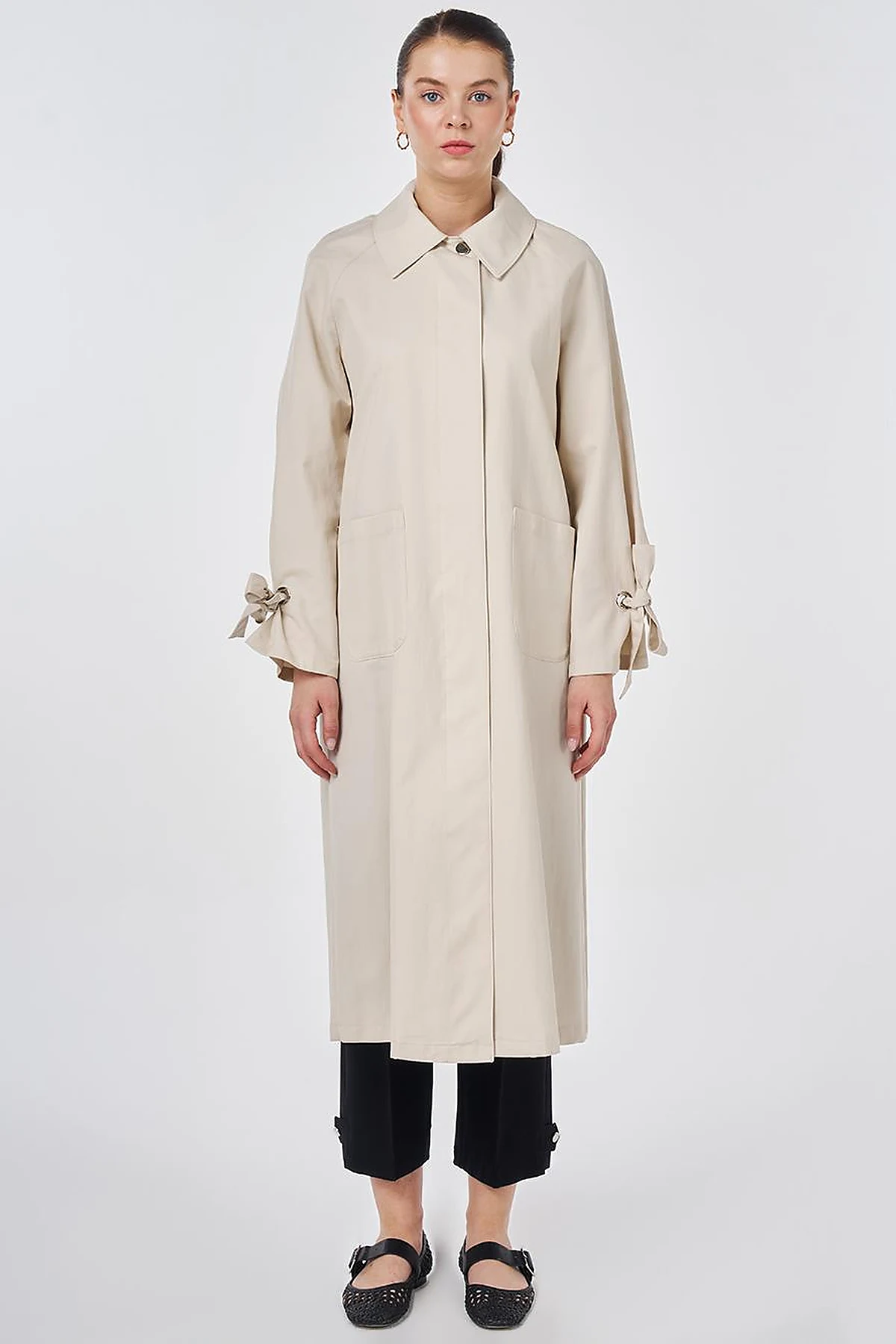 Grosgrain-Detail Raglan Sleeve Trench Coat Cream