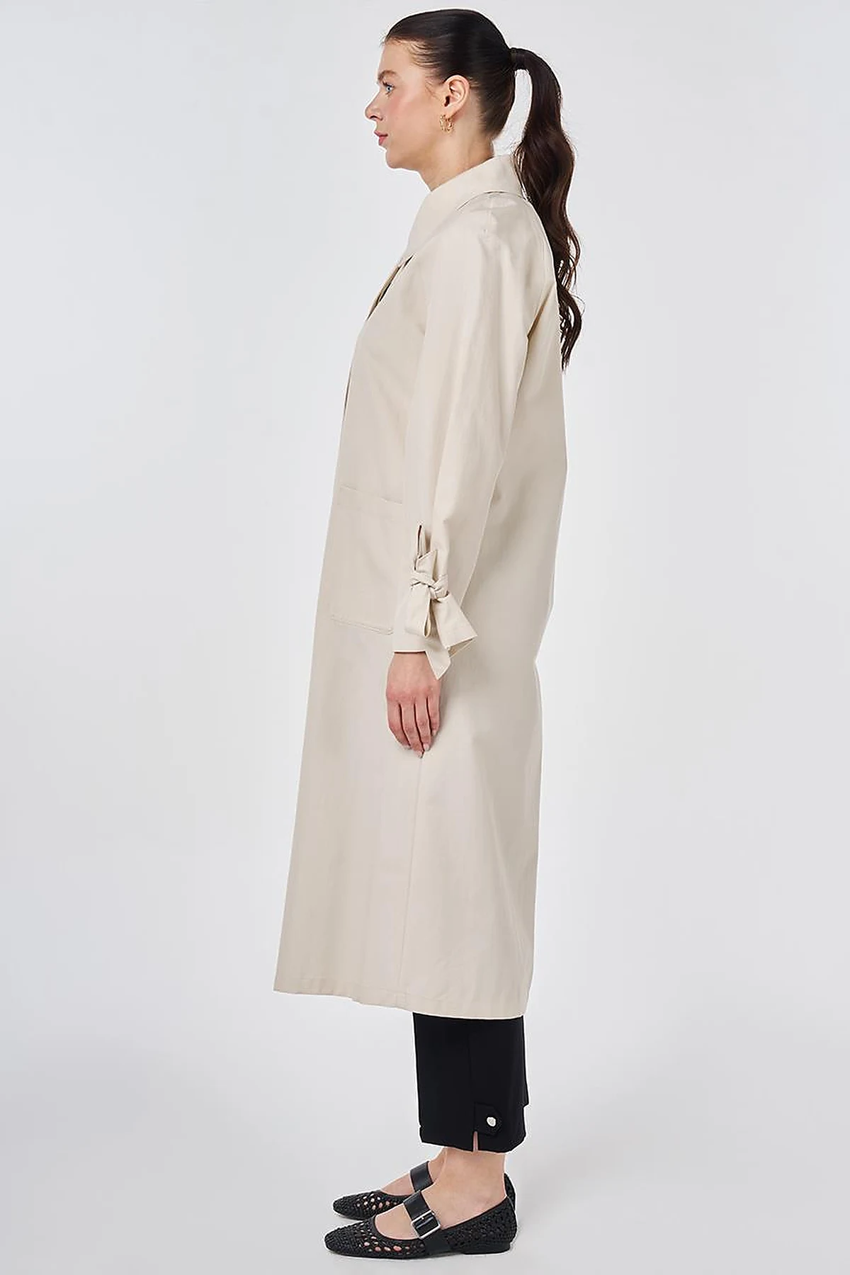 Grosgrain-Detail Raglan Sleeve Trench Coat Cream