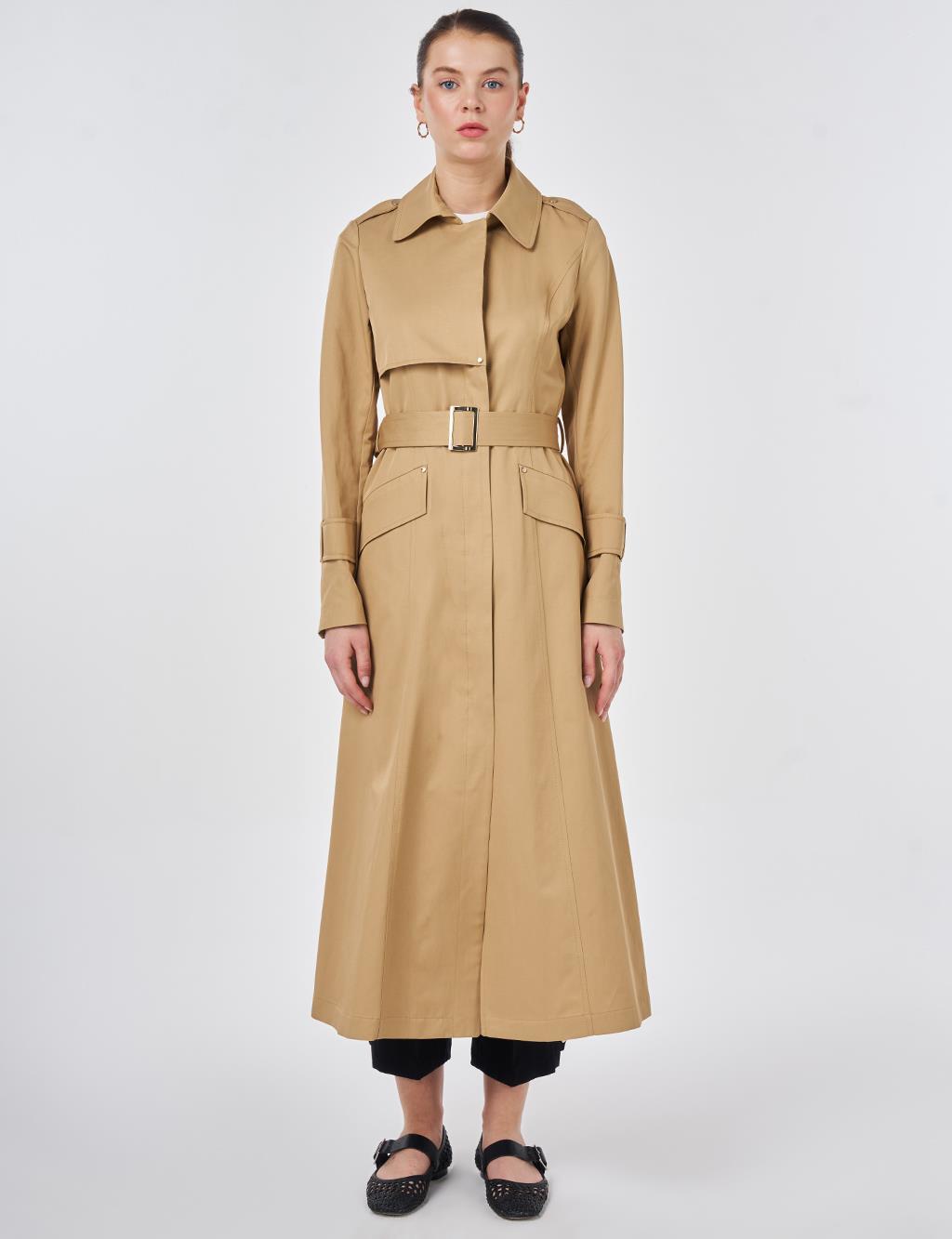 Düğme Detaylı Trençkot Bej
