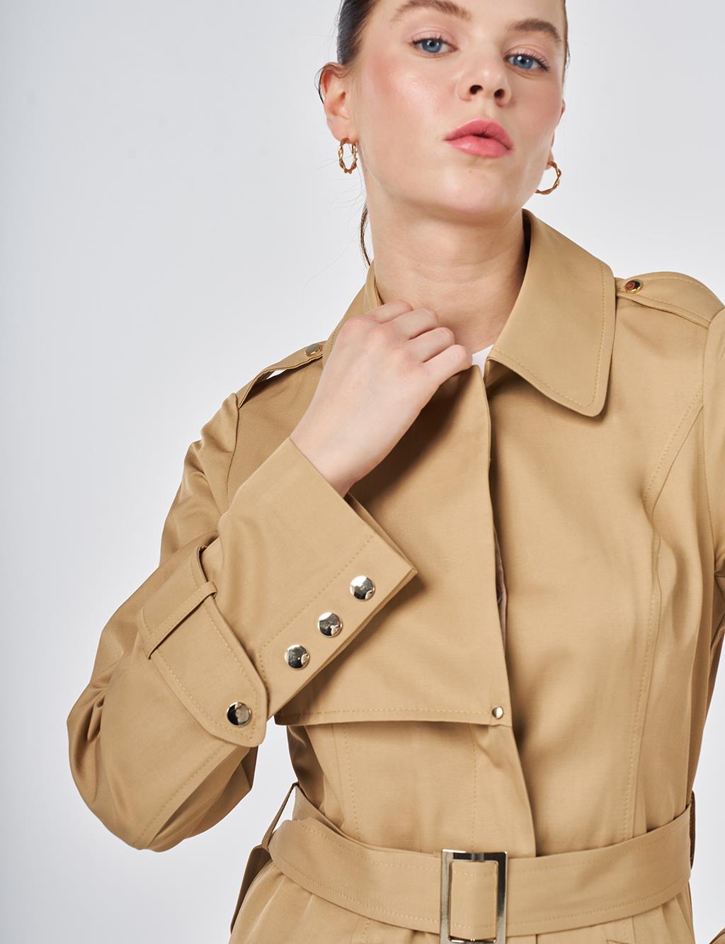 Düğme Detaylı Trençkot Bej