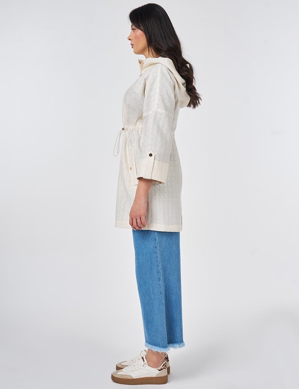 Jacquard Short Trench Coat Cream