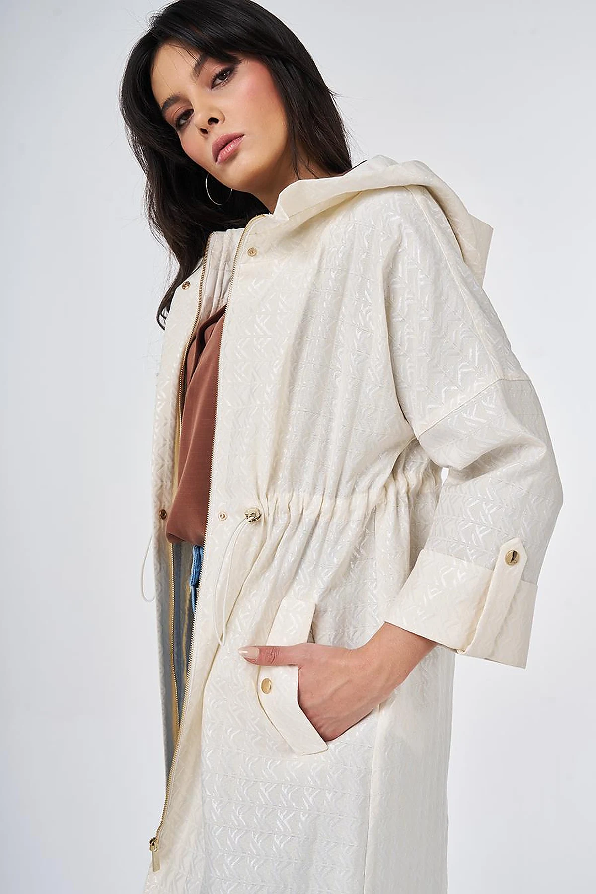 Jacquard Short Trench Coat Cream