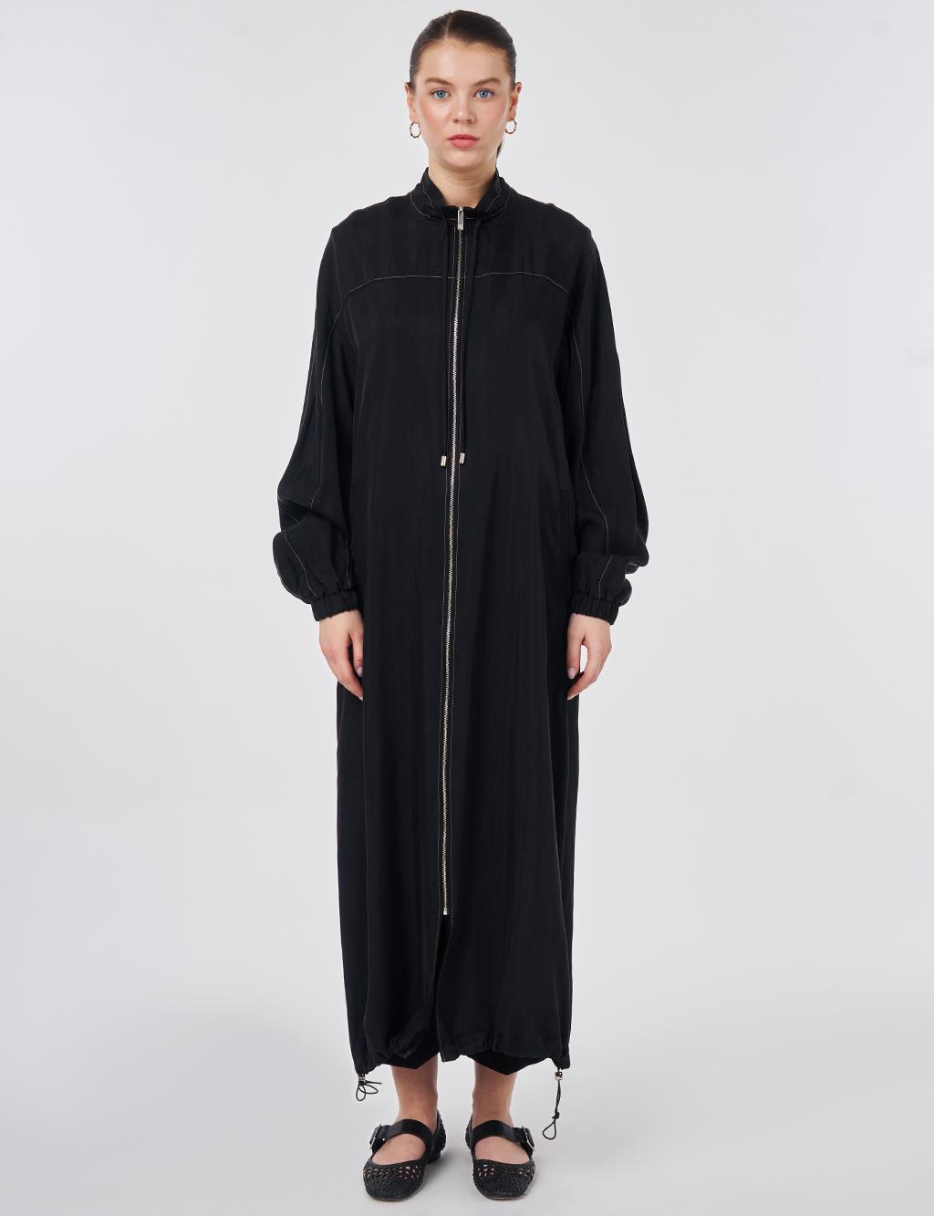 100% Lyocell High Collar Throw-On Black