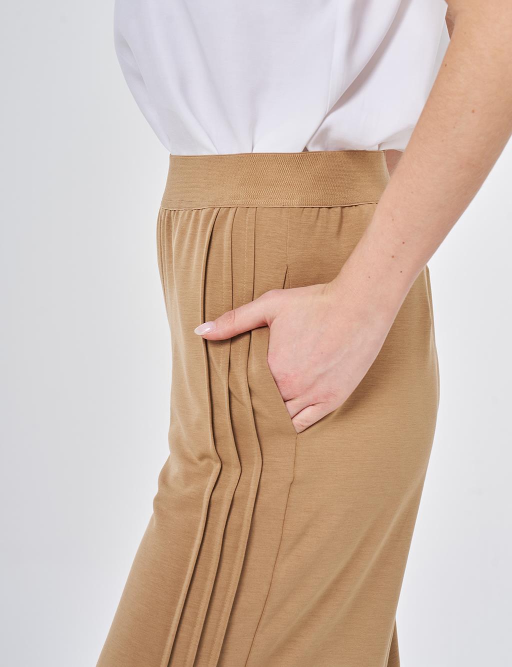 Elastic Waist Relaxed Fit Pants Beige