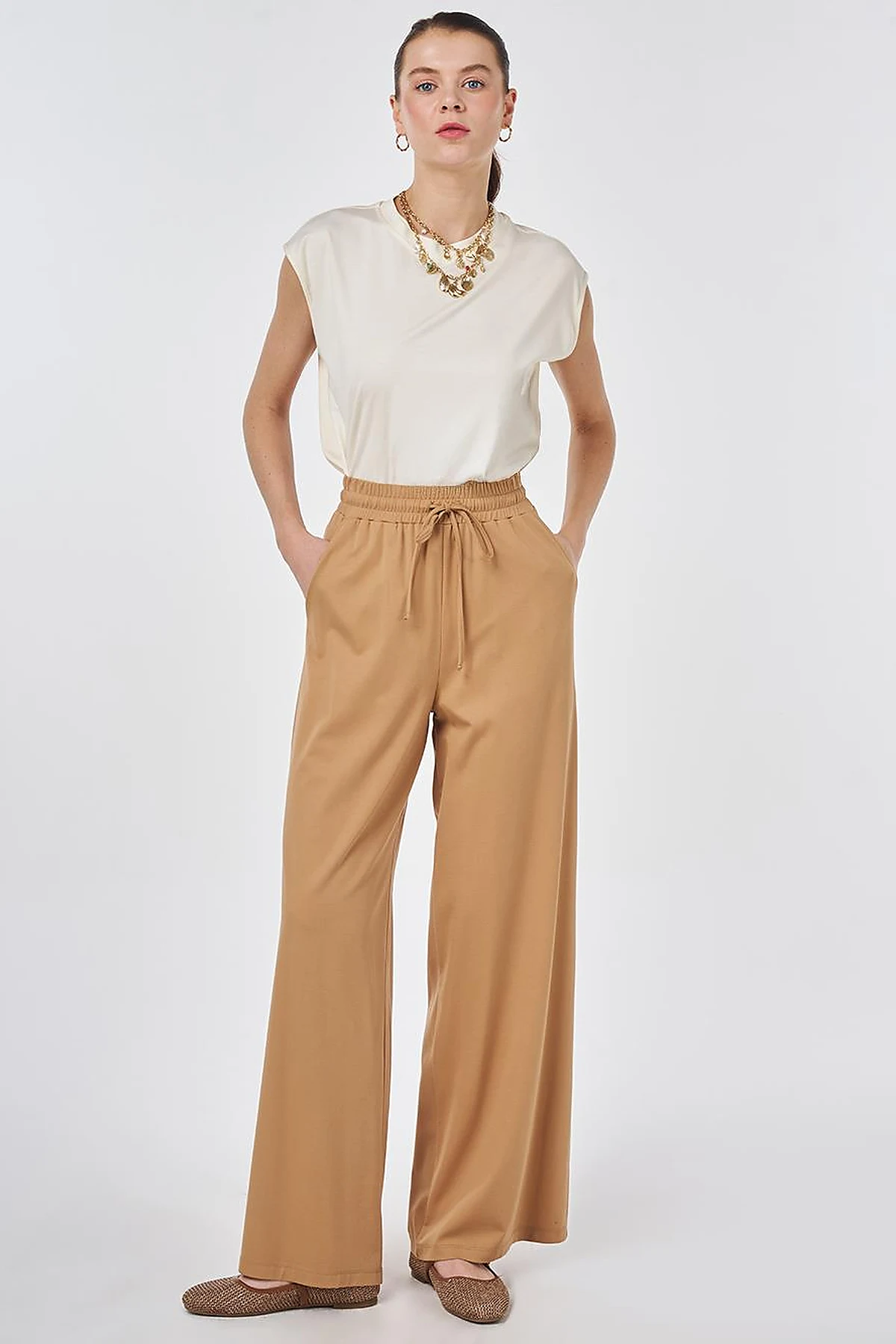 Relaxed Fit Rayon Trousers Beige