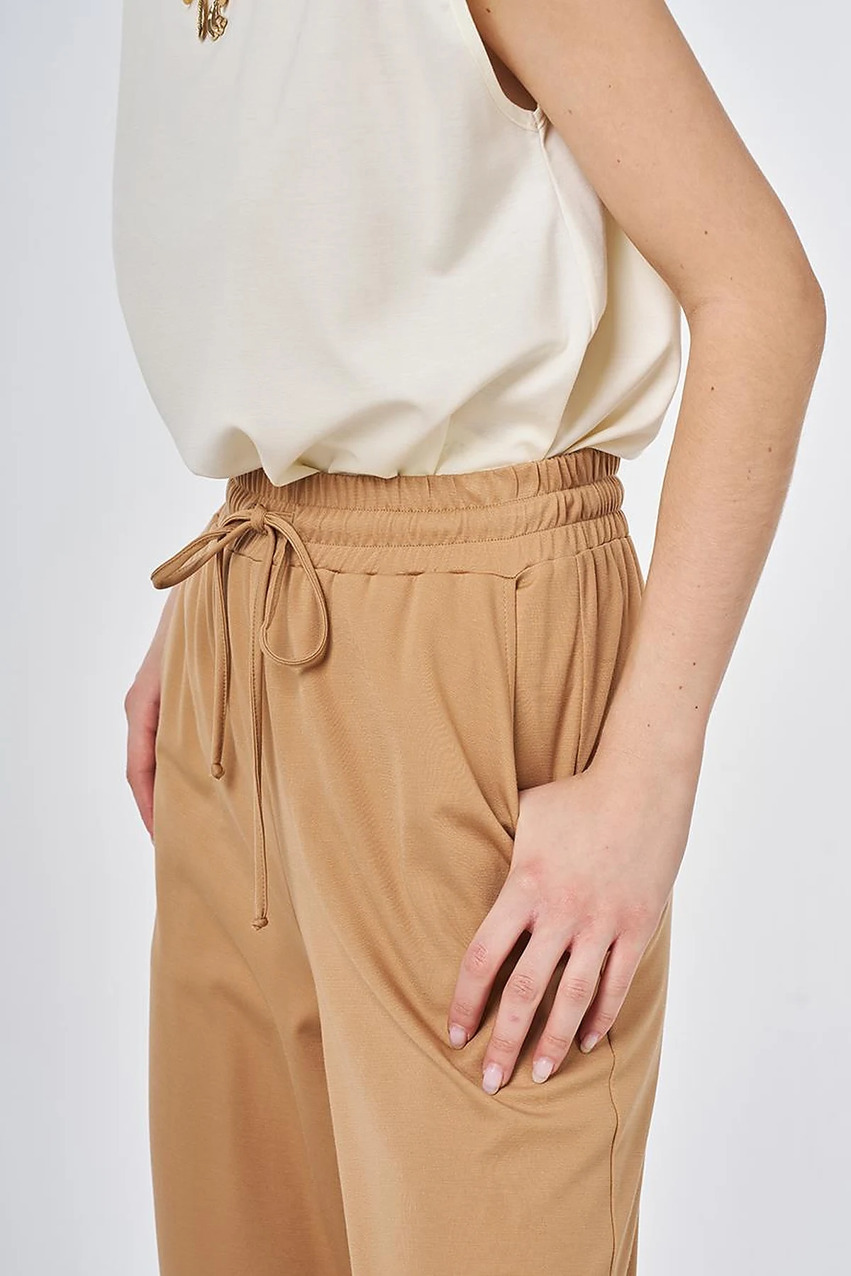 Relaxed Fit Rayon Trousers Beige