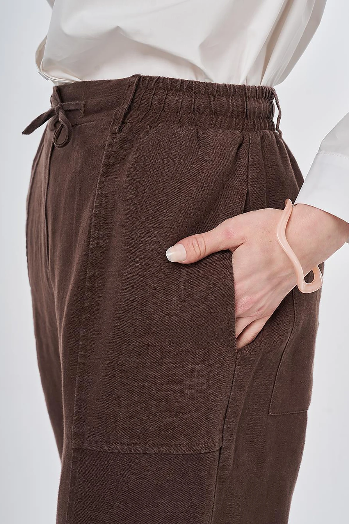 100% Linen Panel-Seamed Trousers Chocolate