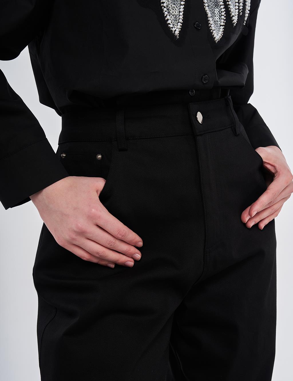 Carrot Fit Trousers Black 